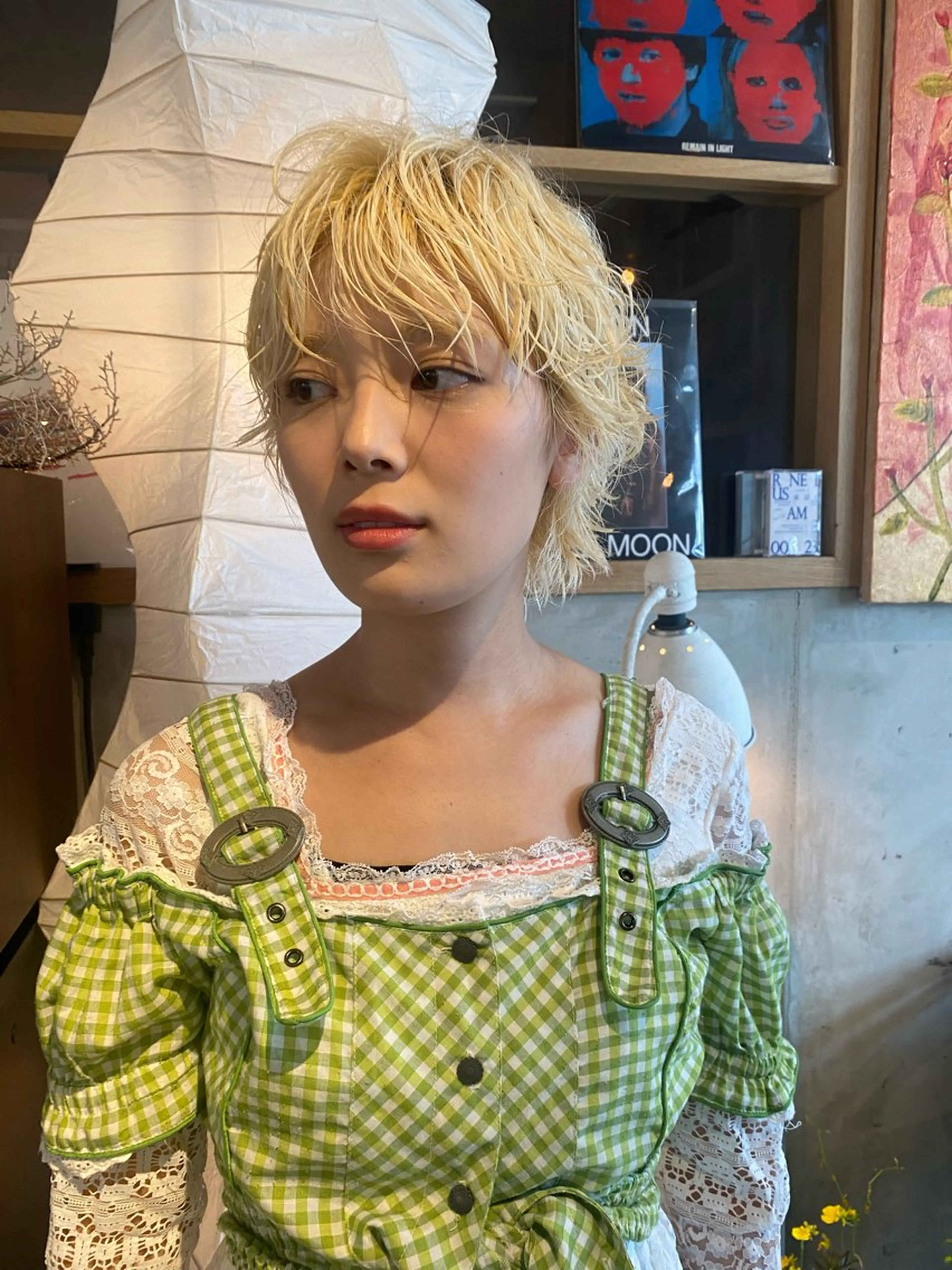 ショート カラー パーマ ブロンド くせ毛 ショートヘア ウルフカット 高円寺/loca/ 田中南帆のヘアスタイル