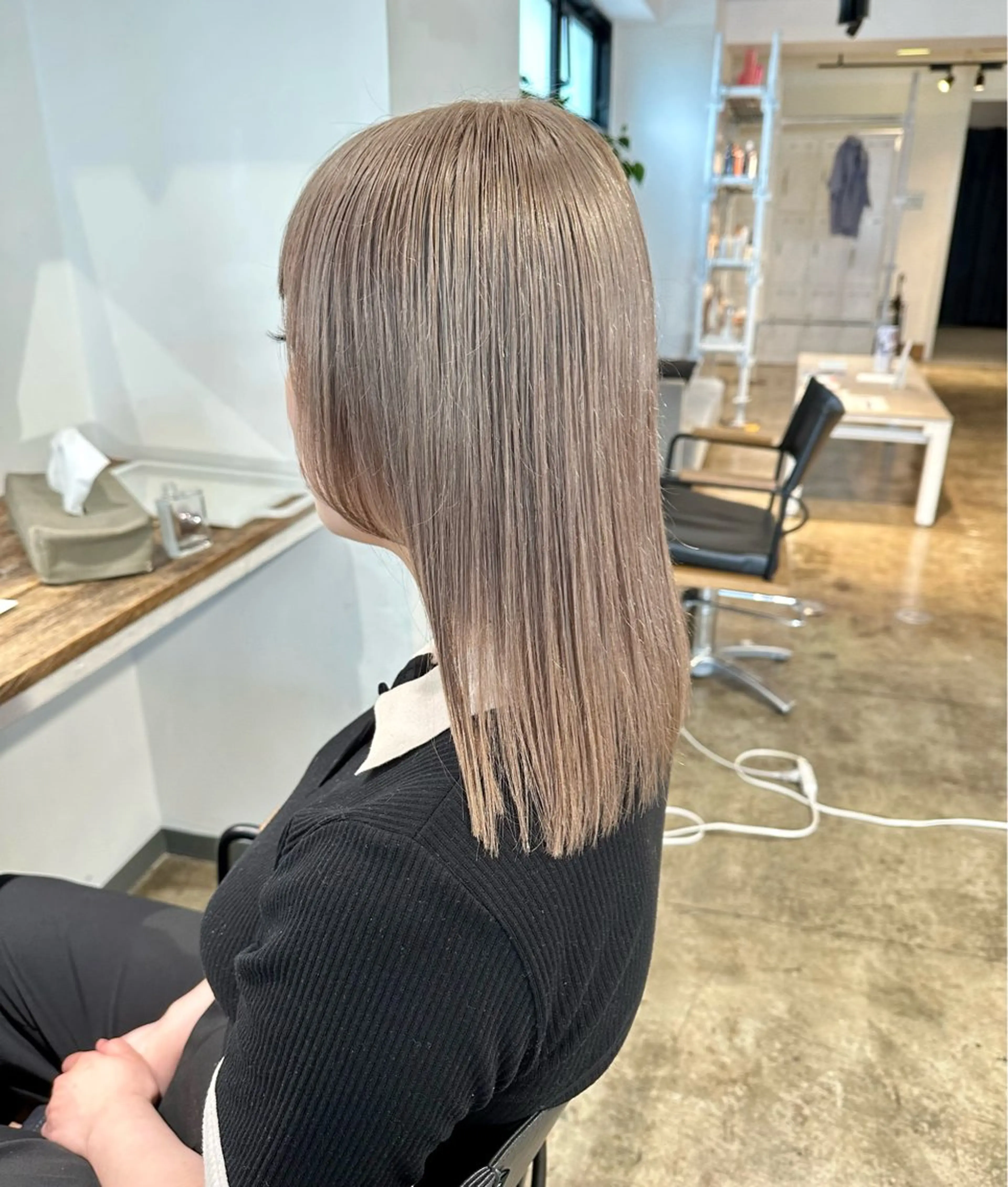 ミディアム カラー ヘアカラー トリートメント ヘアセット ✨艶ブリーチカラー ✨四ノ宮裕己のヘアスタイル