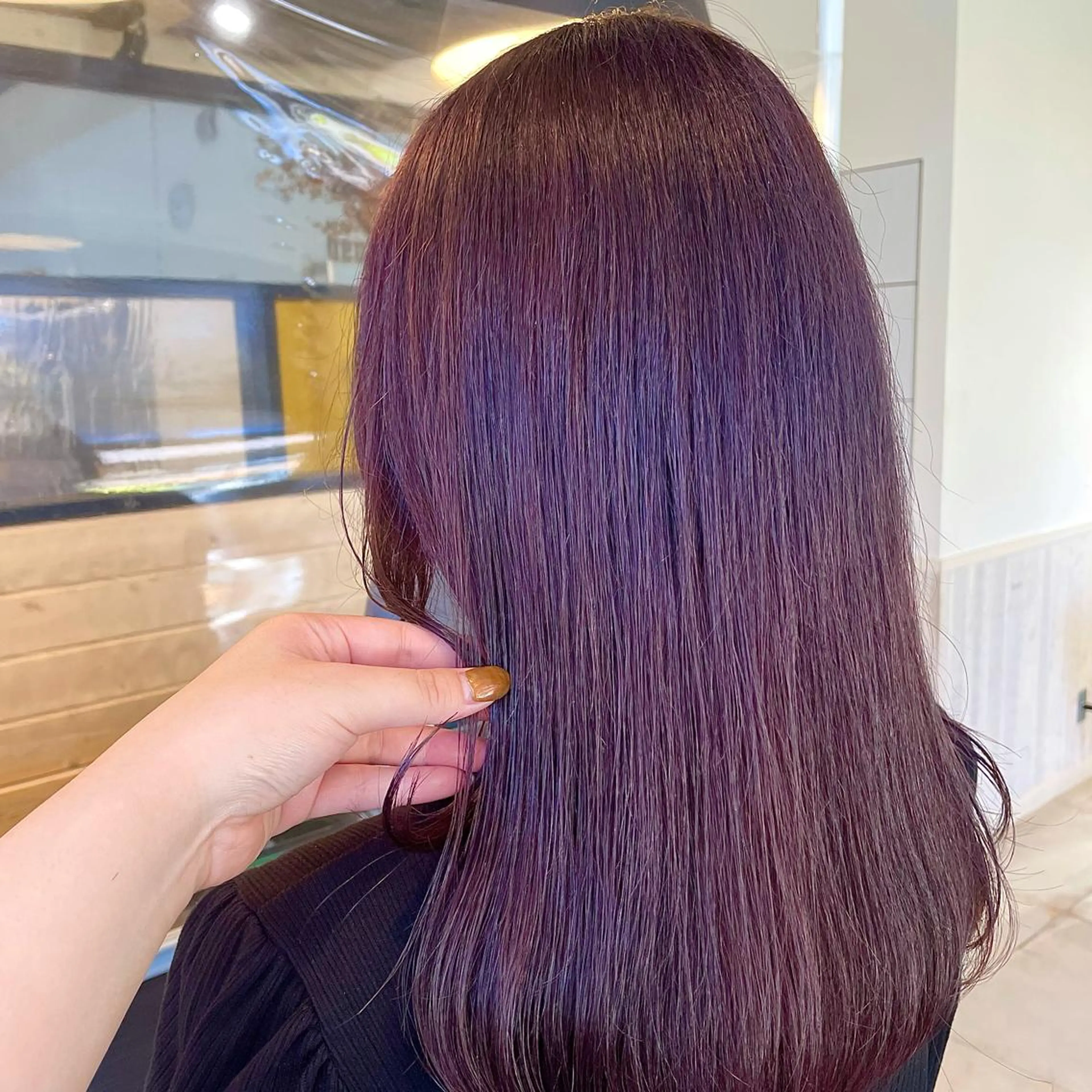 ロング カラー スナコザワ レナのヘアスタイル