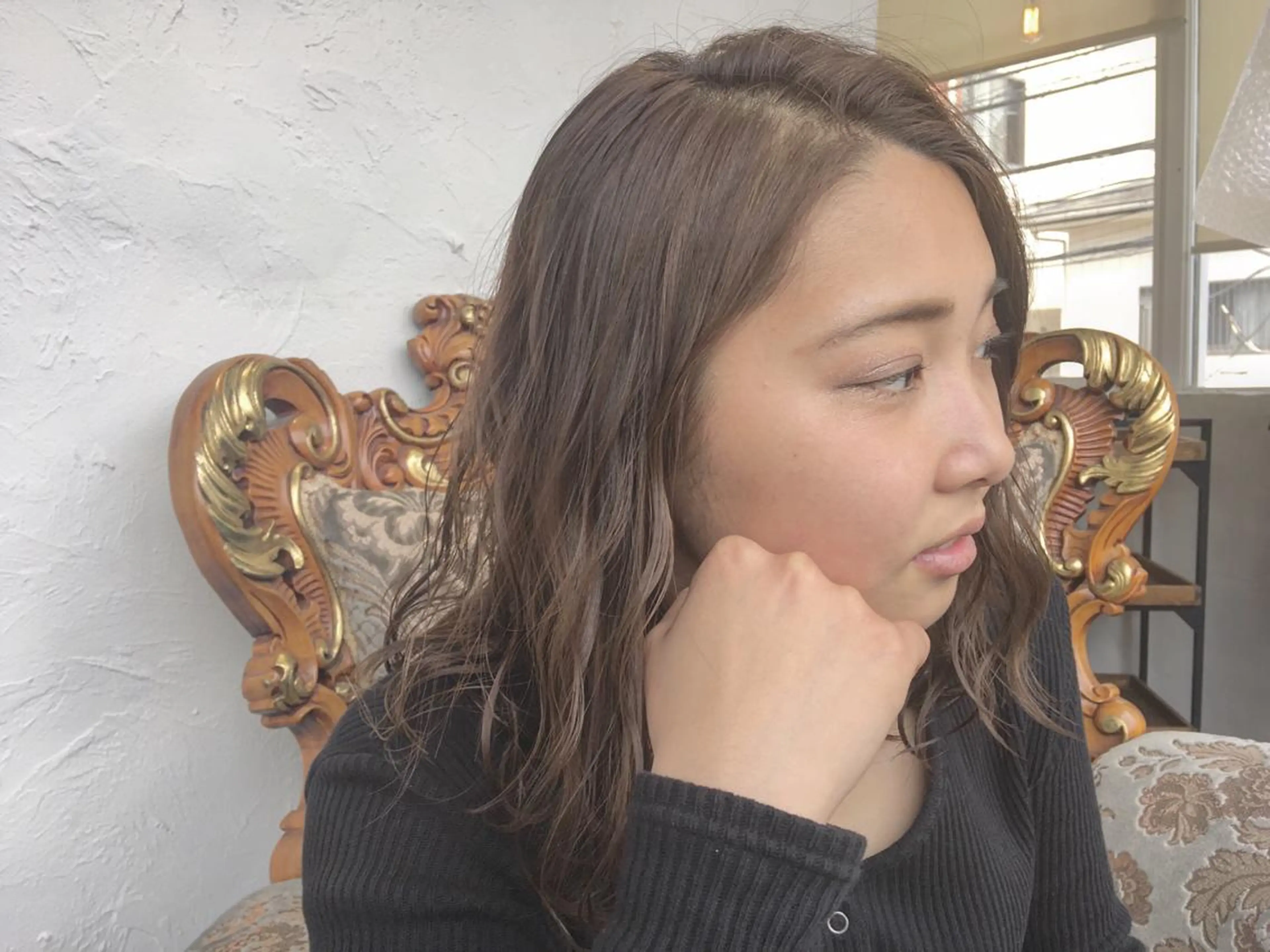 ミディアム カラー ヘアアレンジ アッシュ ベージュカラー エグチ アキラのヘアスタイル