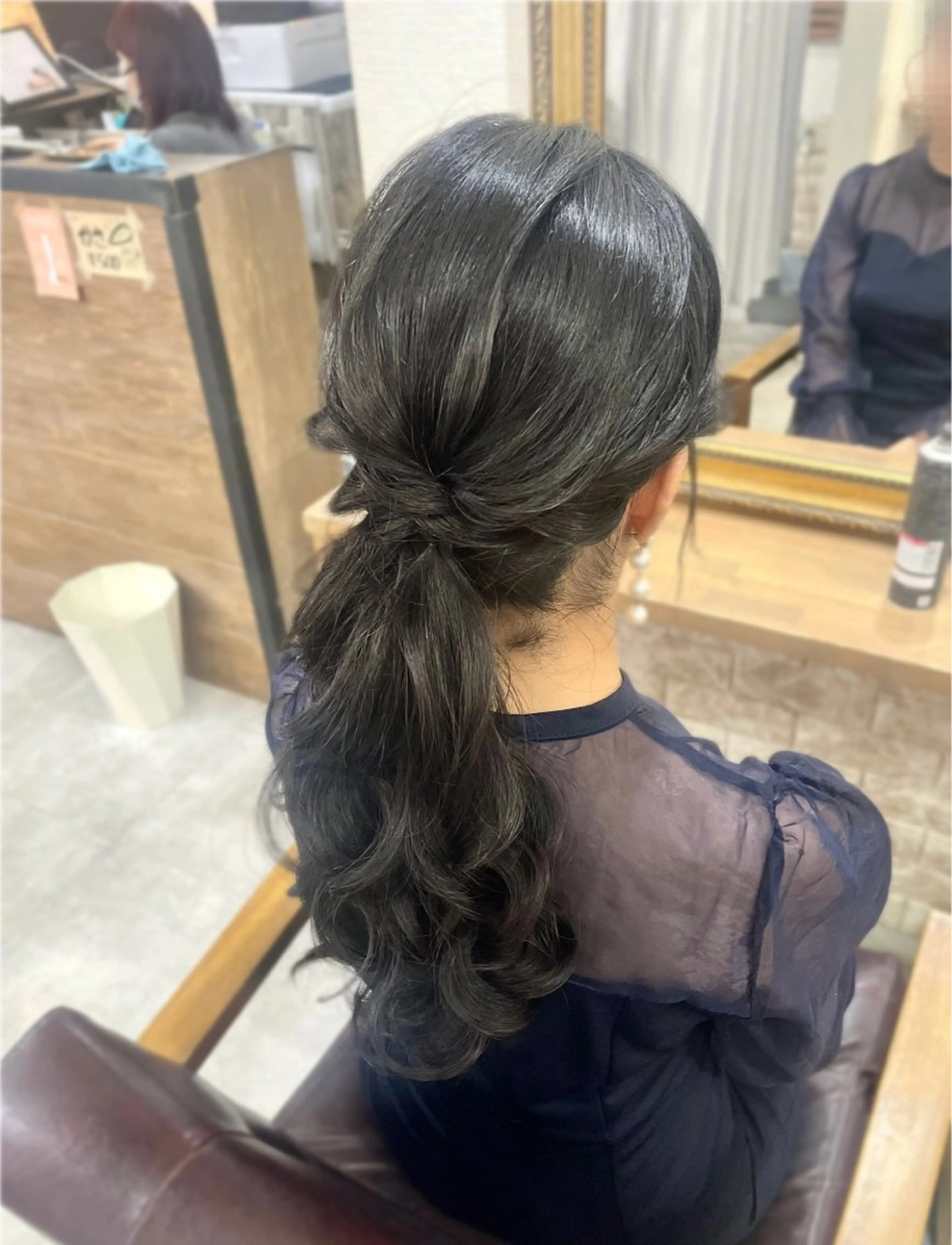 ロング ヘアアレンジ セットサロンCURE YUKIOKAのヘアスタイル