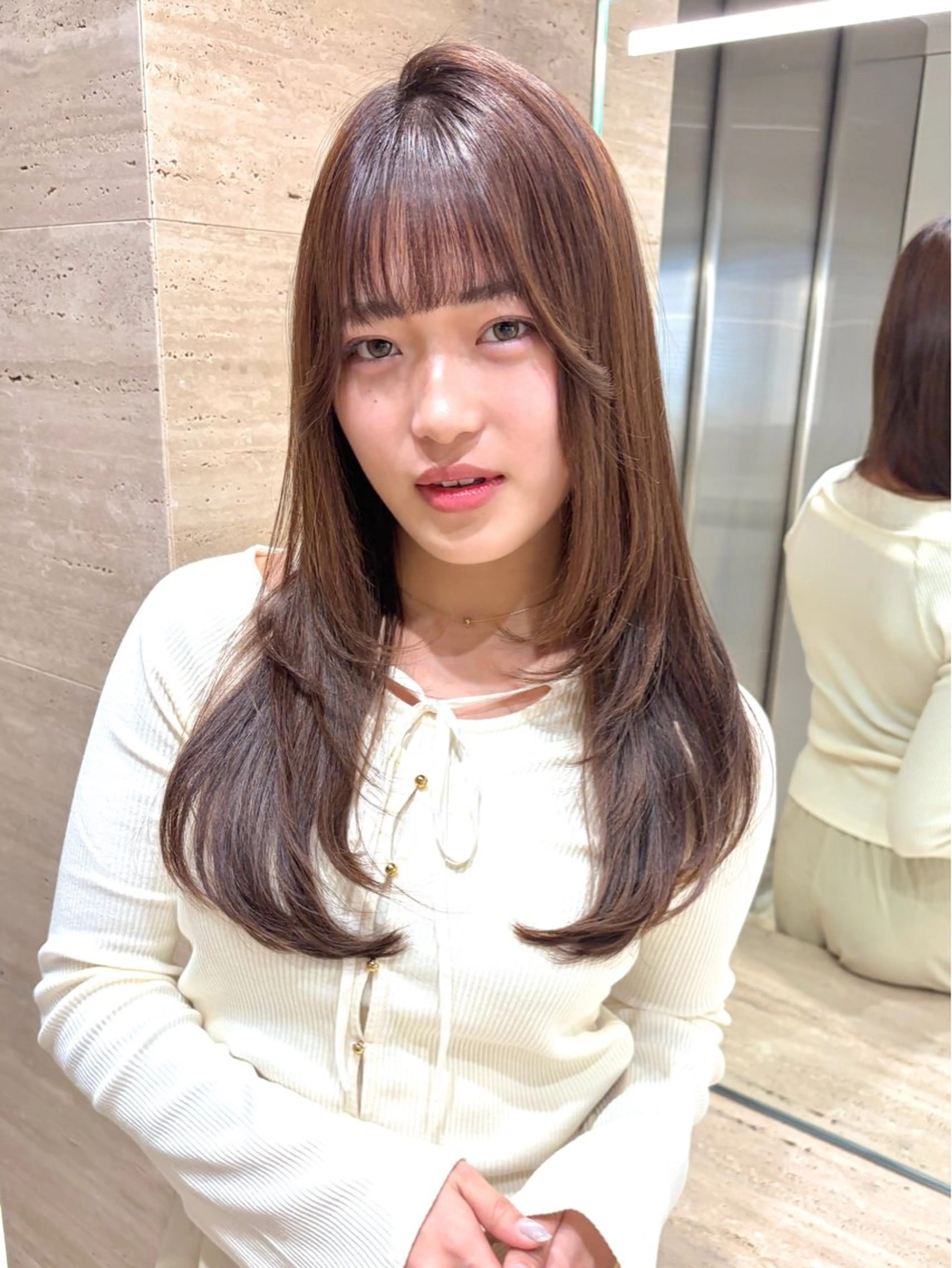 ミディアム カット ヘアカラー 前髪・顔周りカット☆ あらいみゆのヘアスタイル