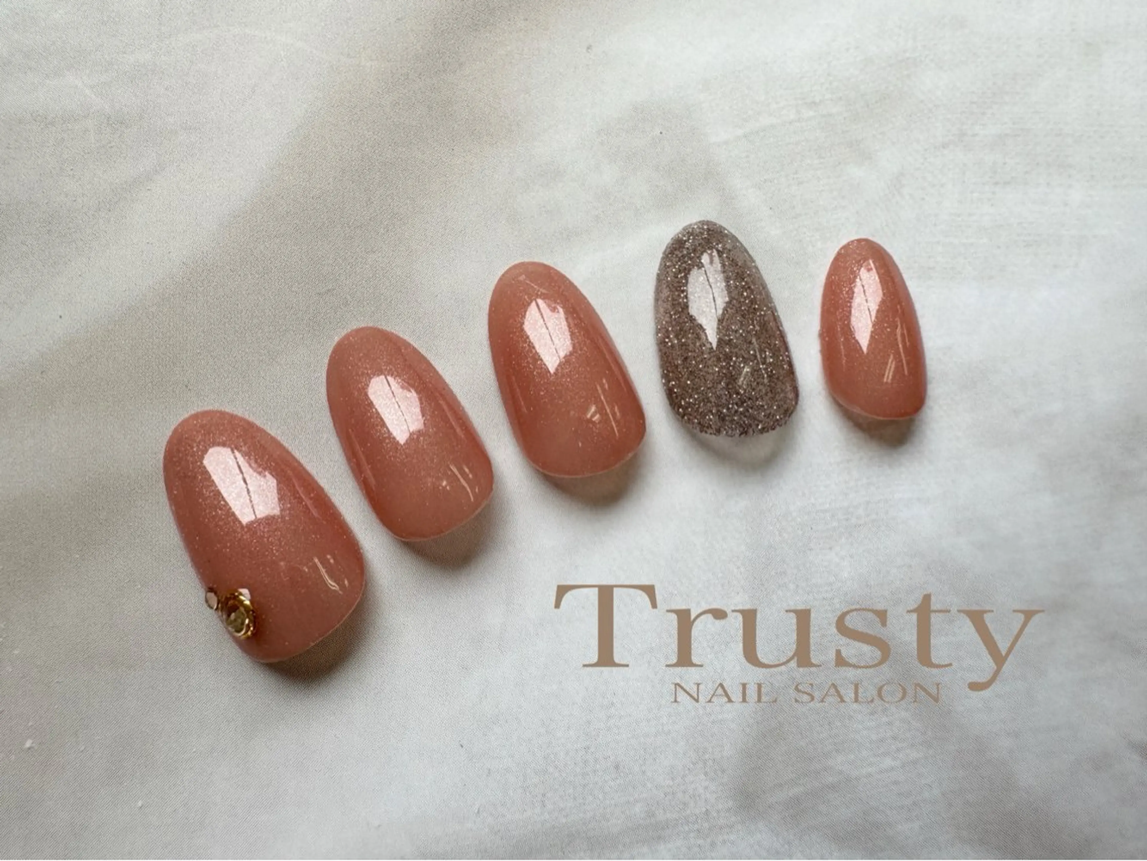 ネイル Trusty新小岩 杉山のネイルデザイン