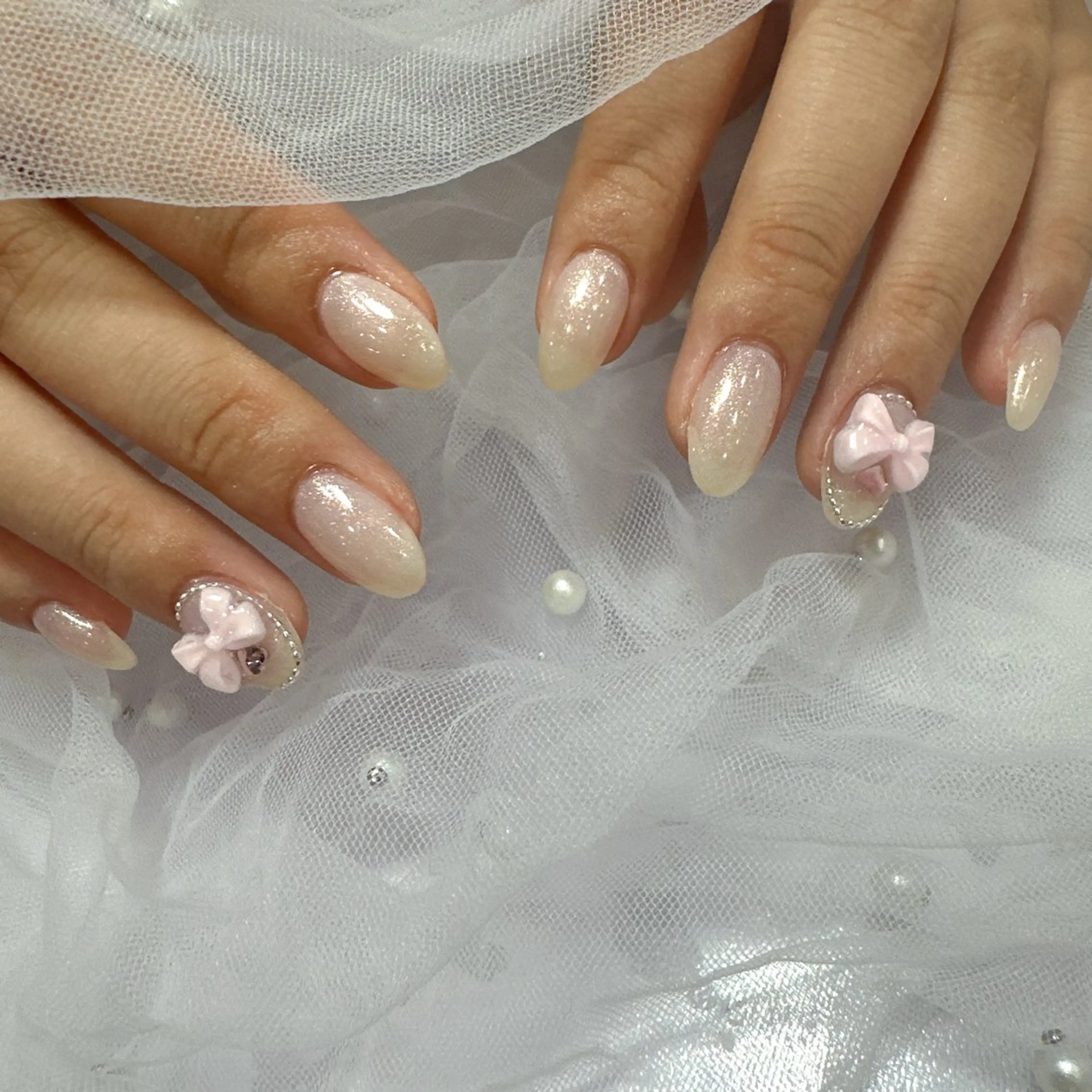 ネイル アートネイル フラッシュネイル フレンチネイル ジェルネイル ガラスフレンチ ハンドネイル You&Me Miyuのネイルデザイン