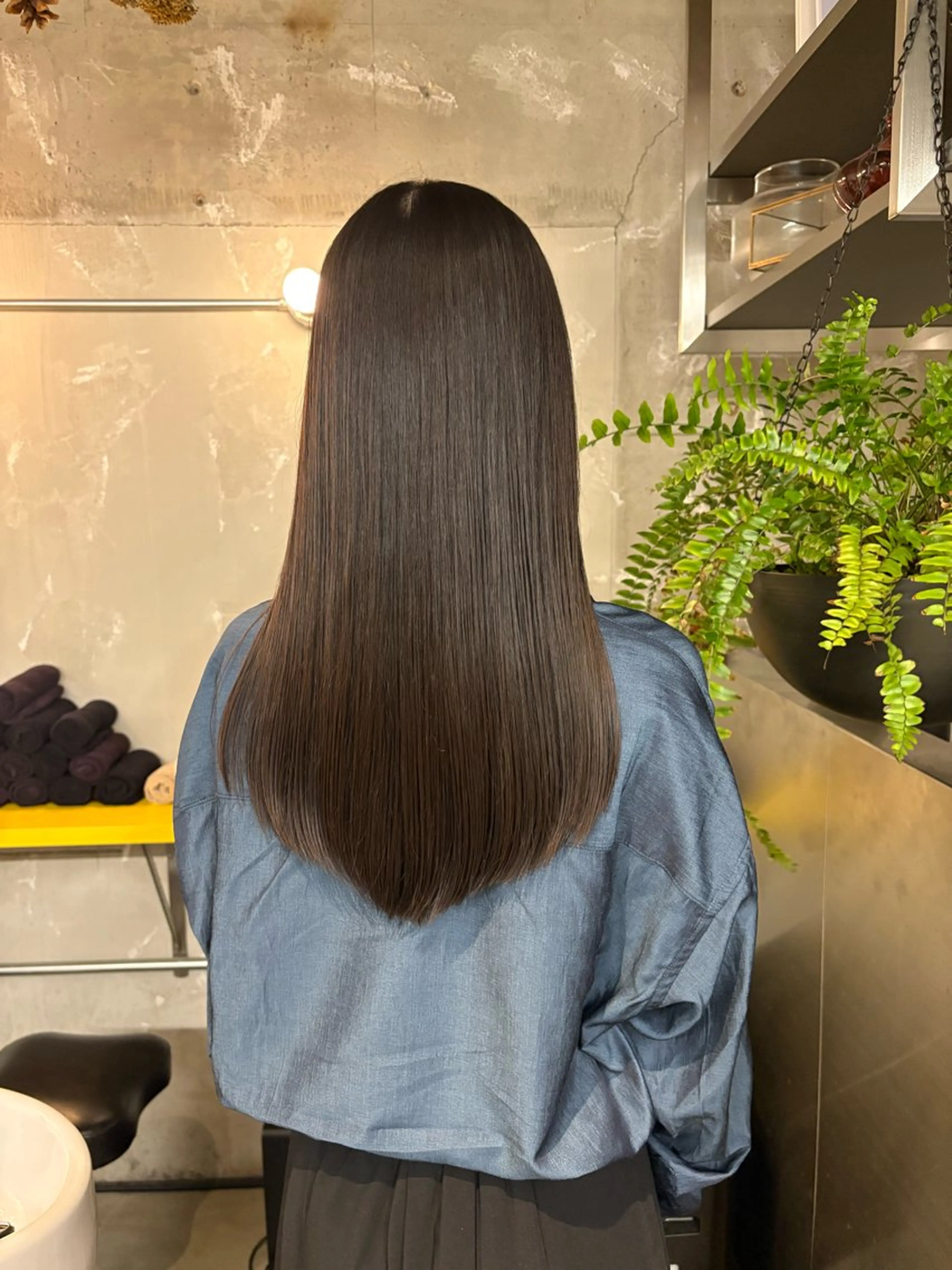 ロング ロング カット piilo. サダのヘアスタイル