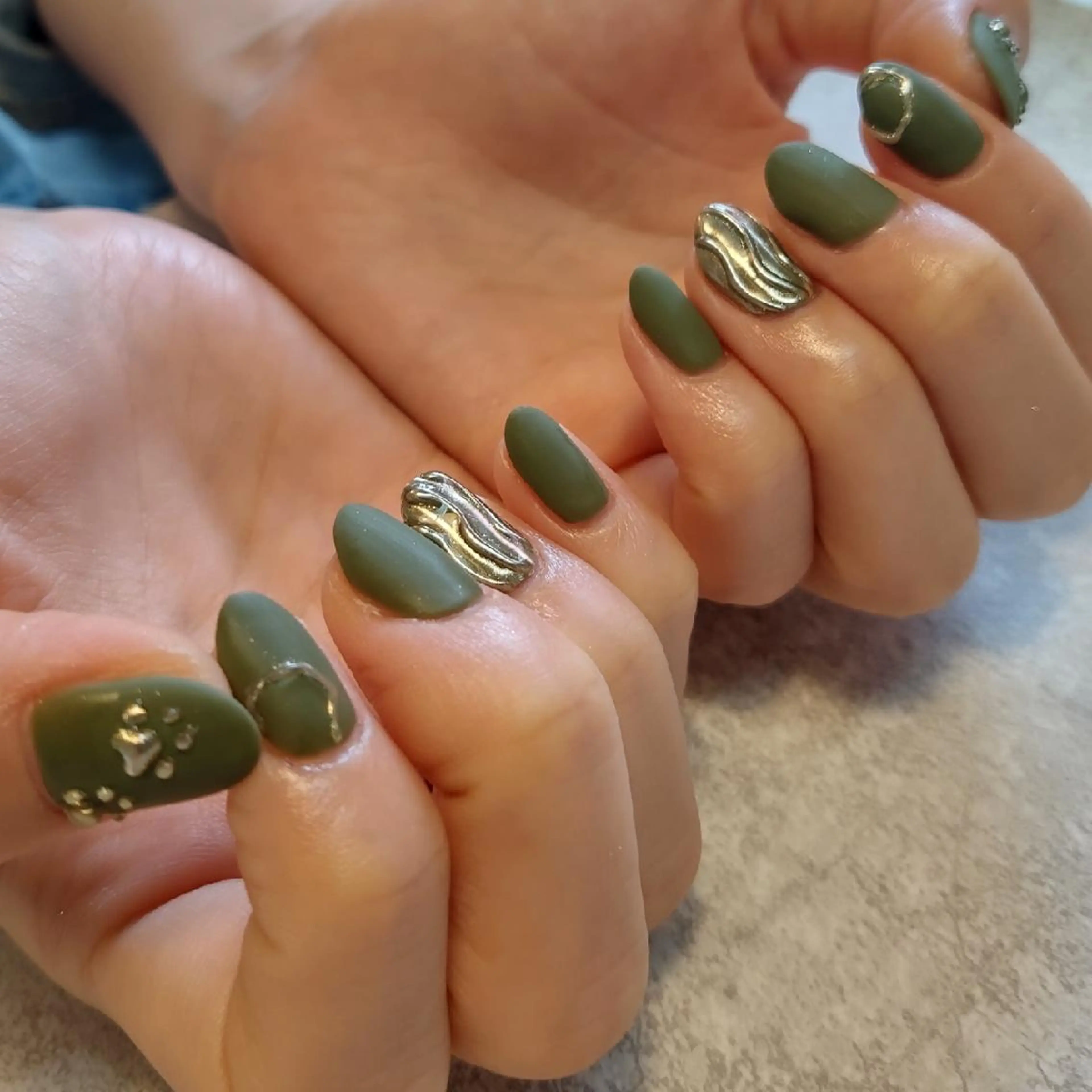 ネイル ミラーネイル ジェヌインネイル 河内のネイルデザイン