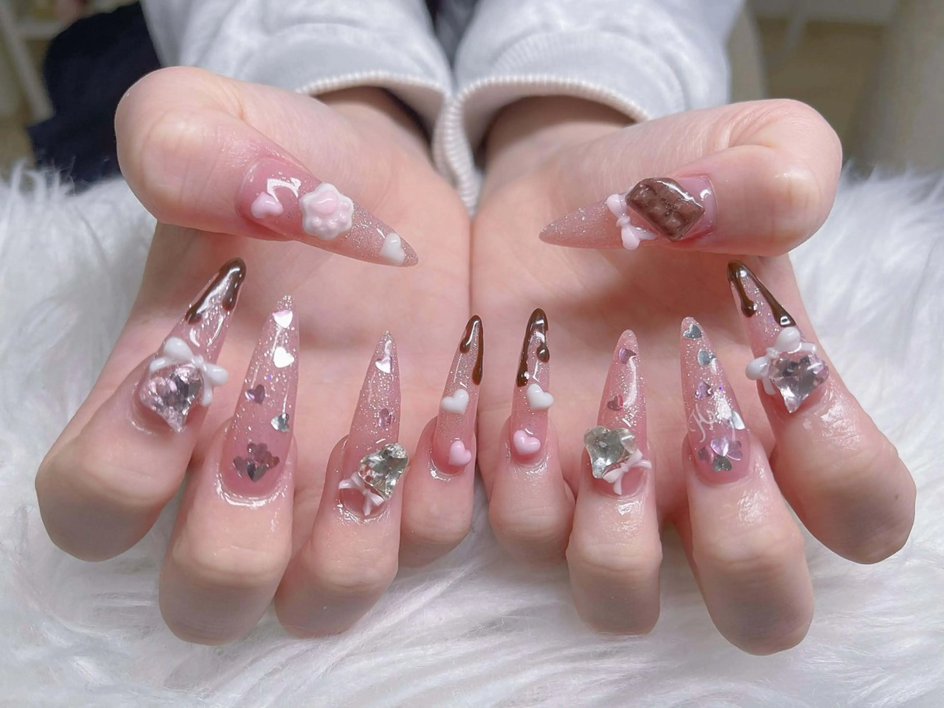 ネイル べっ甲ネイル チークネイル フラッシュネイル フラワーネイル フットネイル ハンドネイル Hani Nail Salonのネイルデザイン