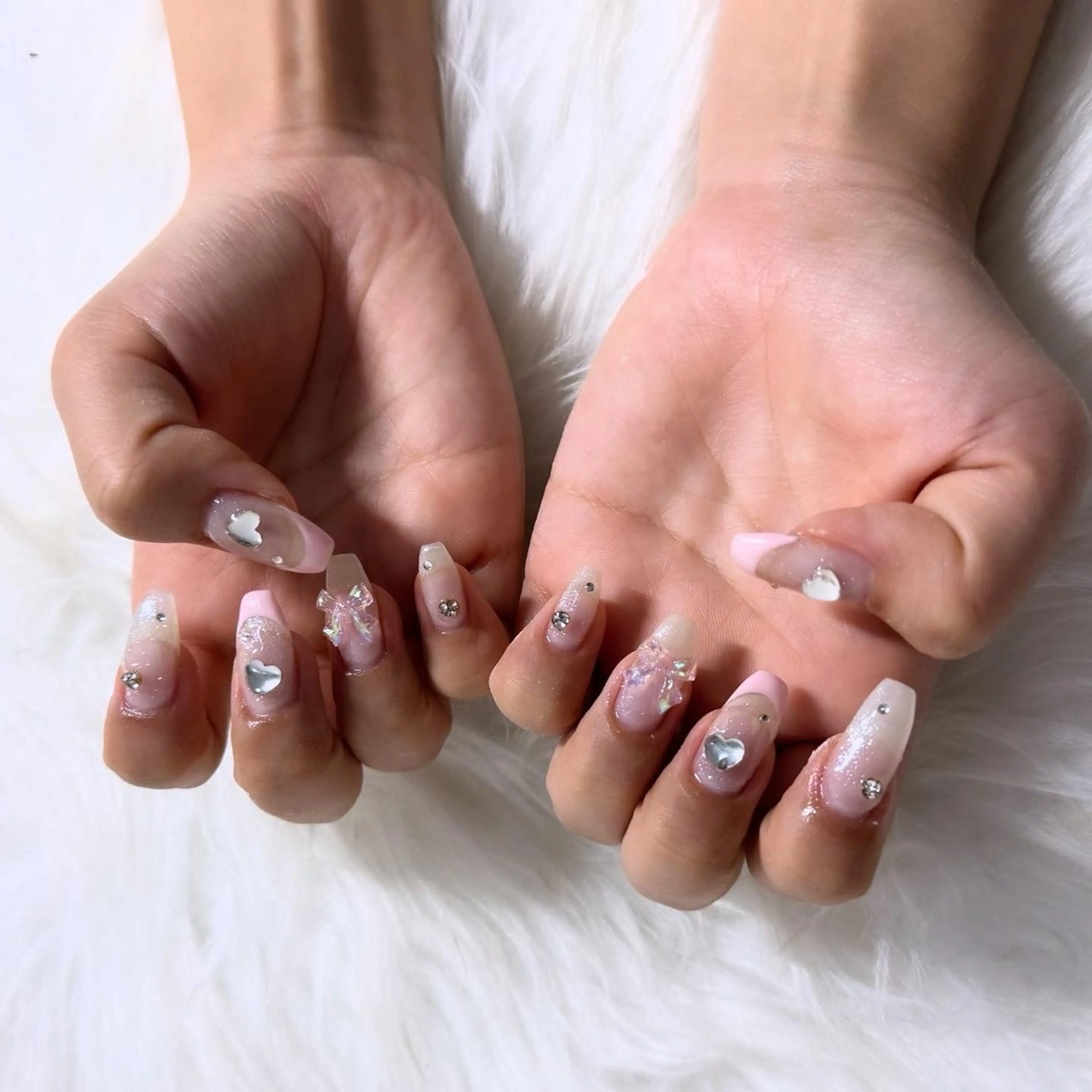 ロング ハンドネイル mao .のネイルデザイン