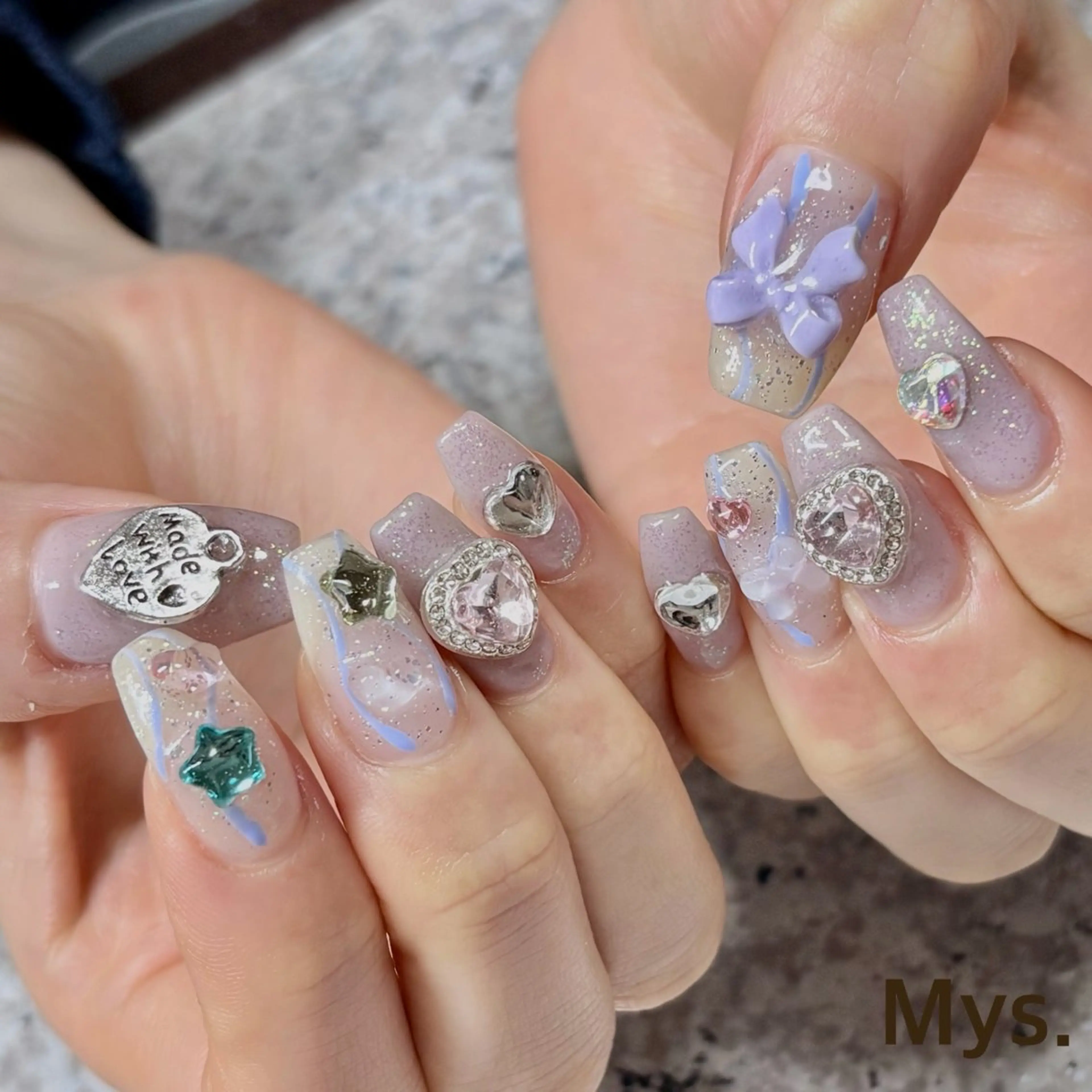 ネイル ハンドネイル Mys. 三上紗紀のネイルデザイン