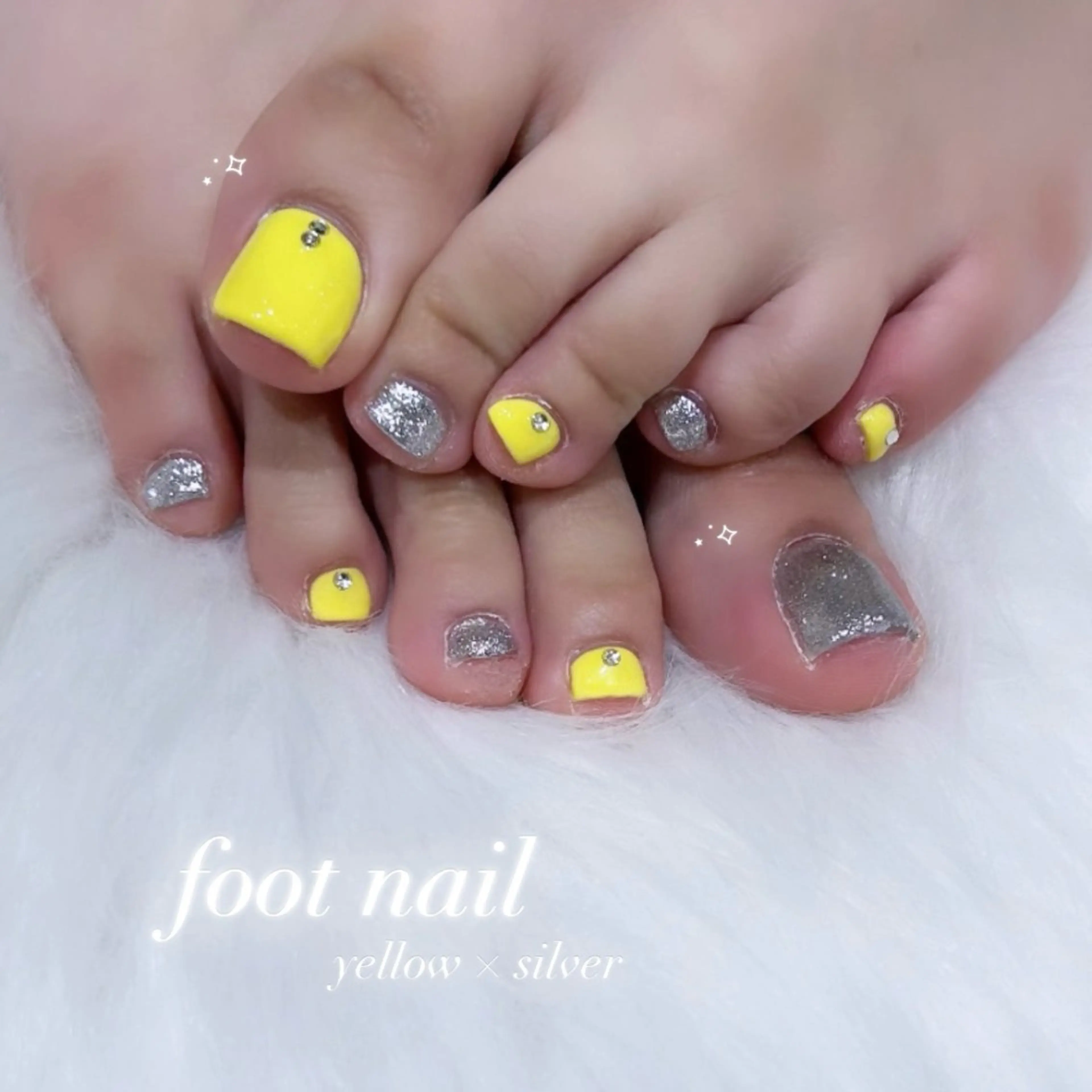 ネイル フットネイル 🤍Earth笛吹 𝑴𝒂𝒏𝒂🤍のネイルデザイン