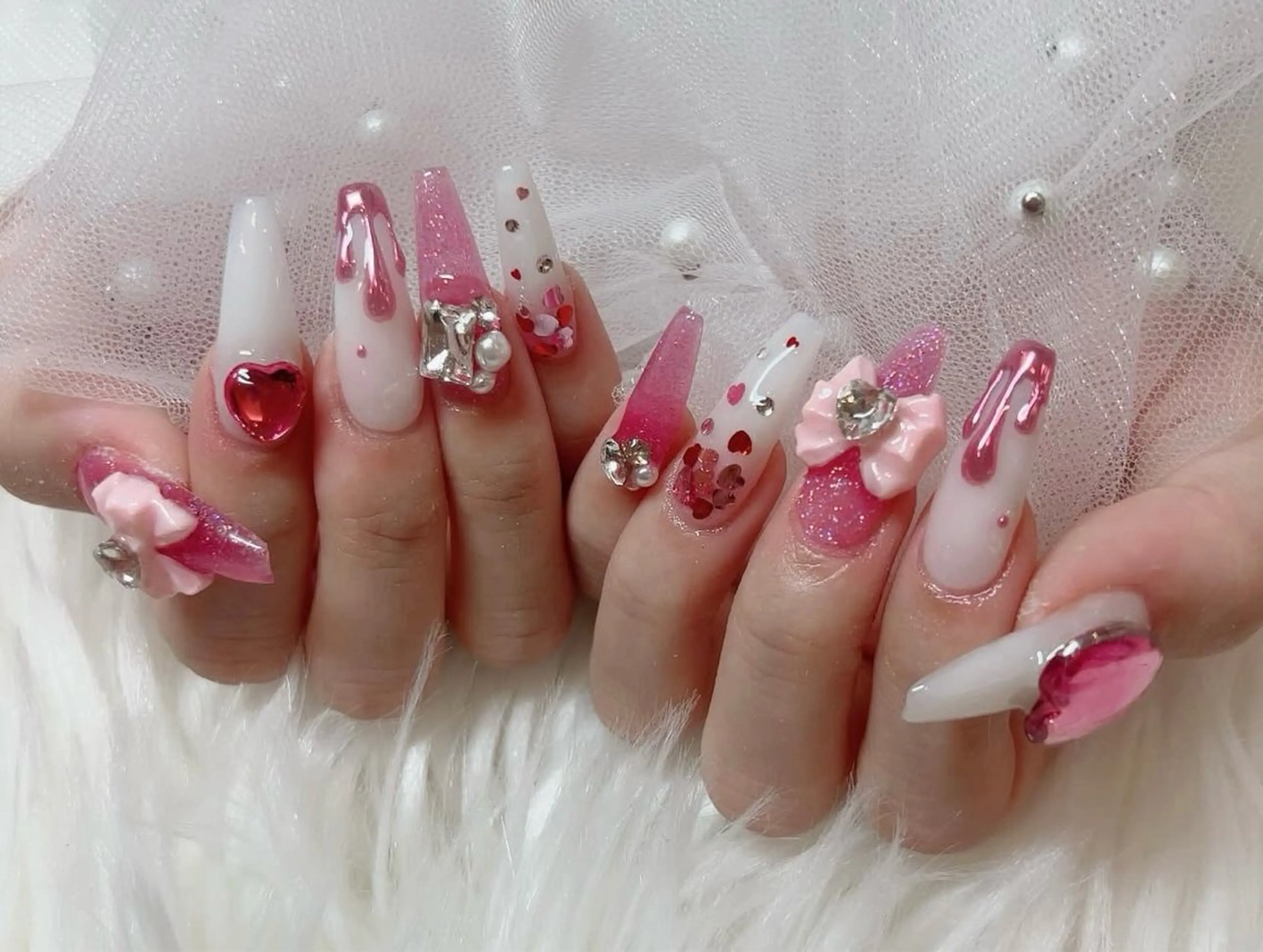ネイル グラデーション キラキラネイル ワンカラーネイル 冬ネイル Jenn Nail Salonのネイルデザイン