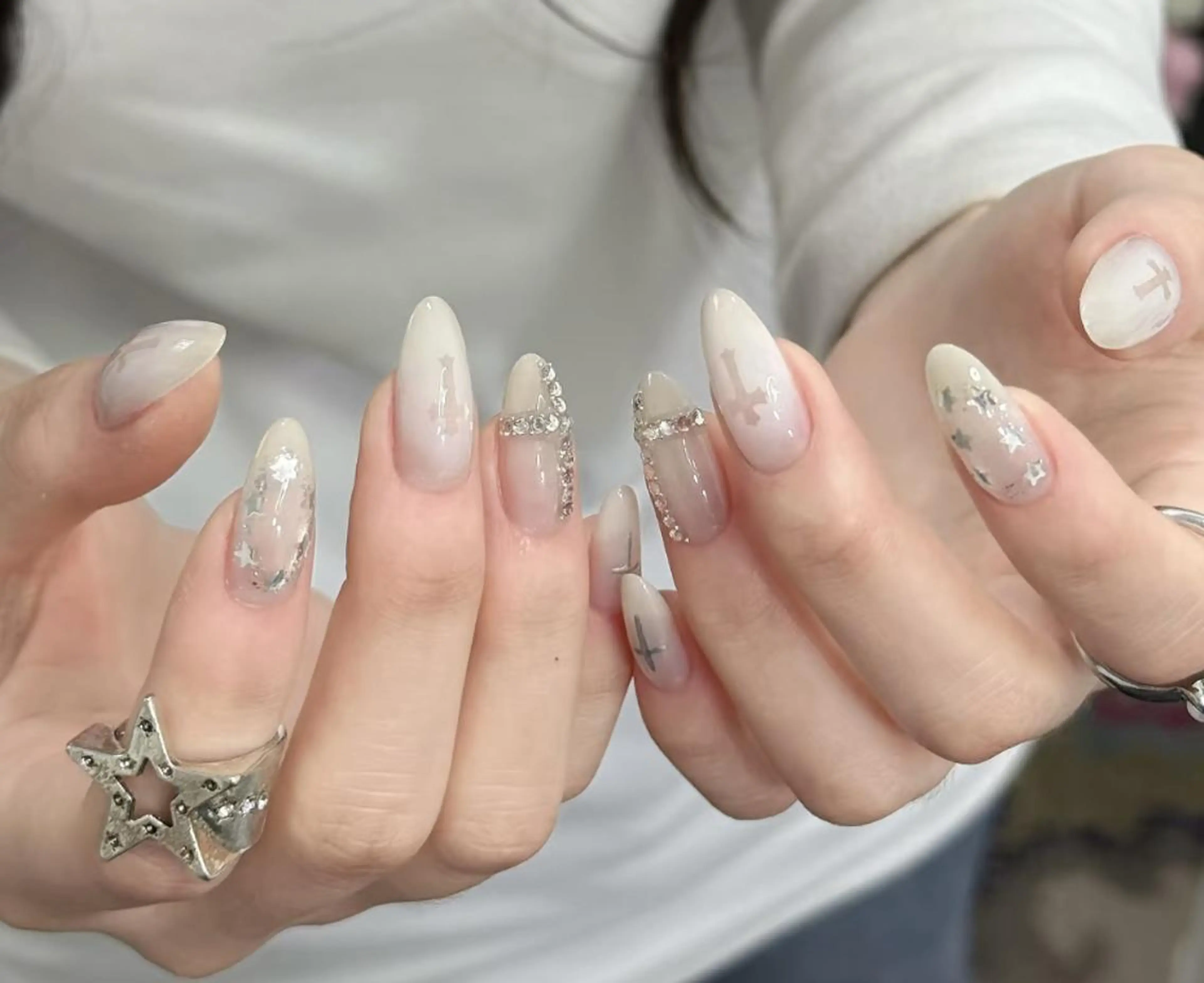 ネイル ハンドネイル エリ🫧 nail池袋東口のネイルデザイン