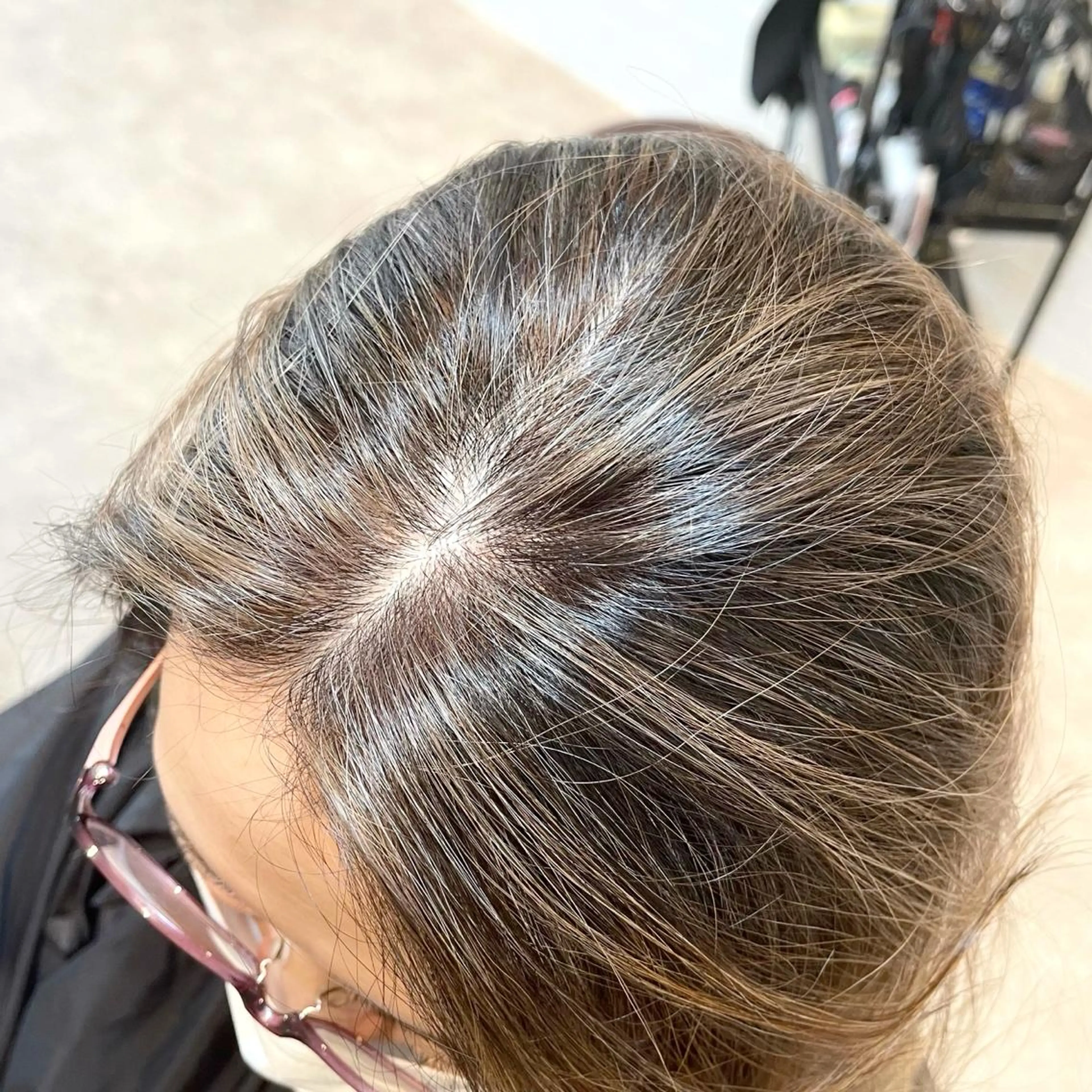 ミディアム カラー ヘアアレンジ バレイヤージュ デザインカラー ハイライトカラー 外国人風カラー ハイライト アンドウ ユウ/ レイヤーカット/韓国のヘアスタイル