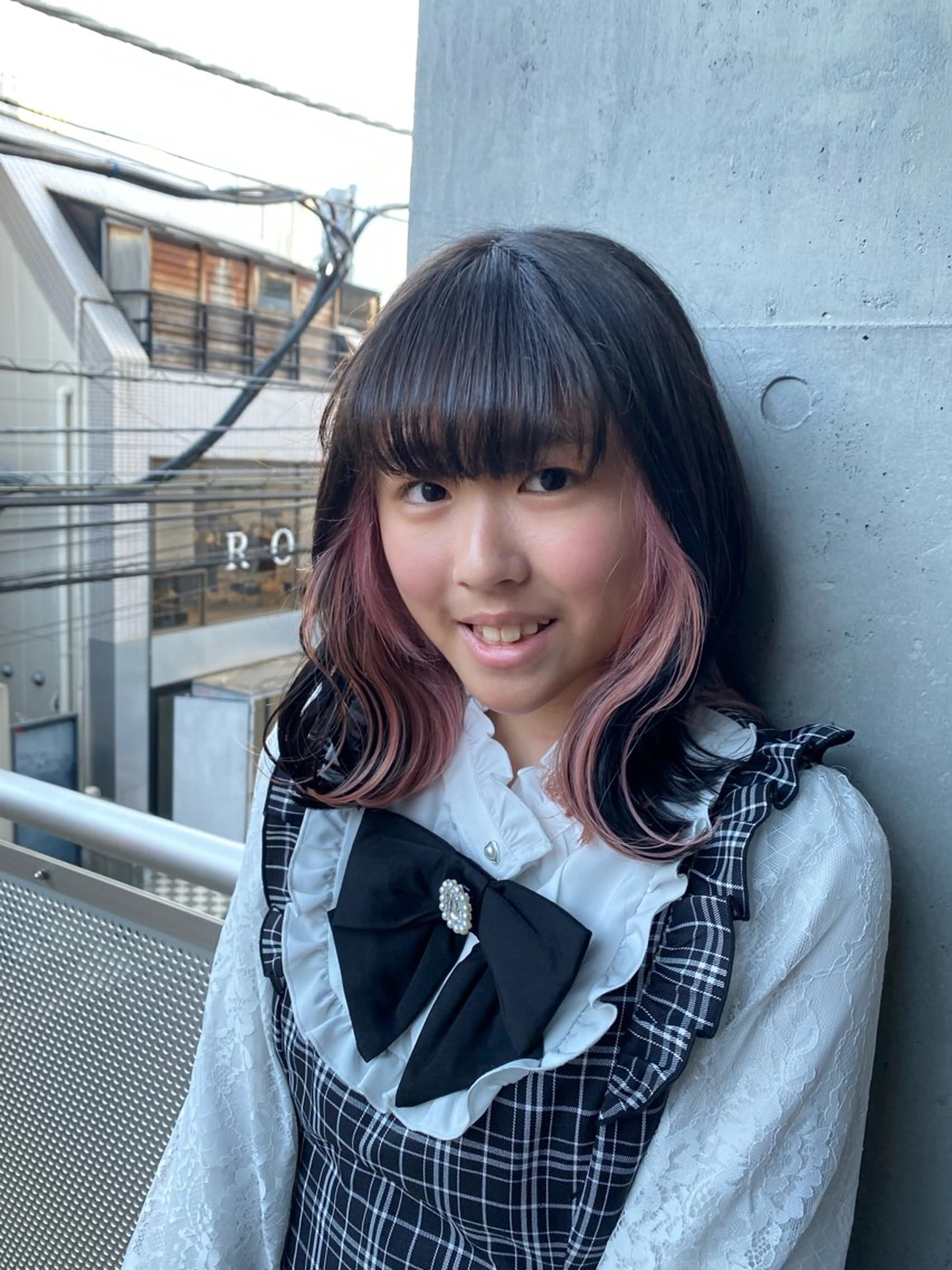 セミロング 山影✨バレイヤージュ ハイライト✨メンズ◎のヘアスタイル