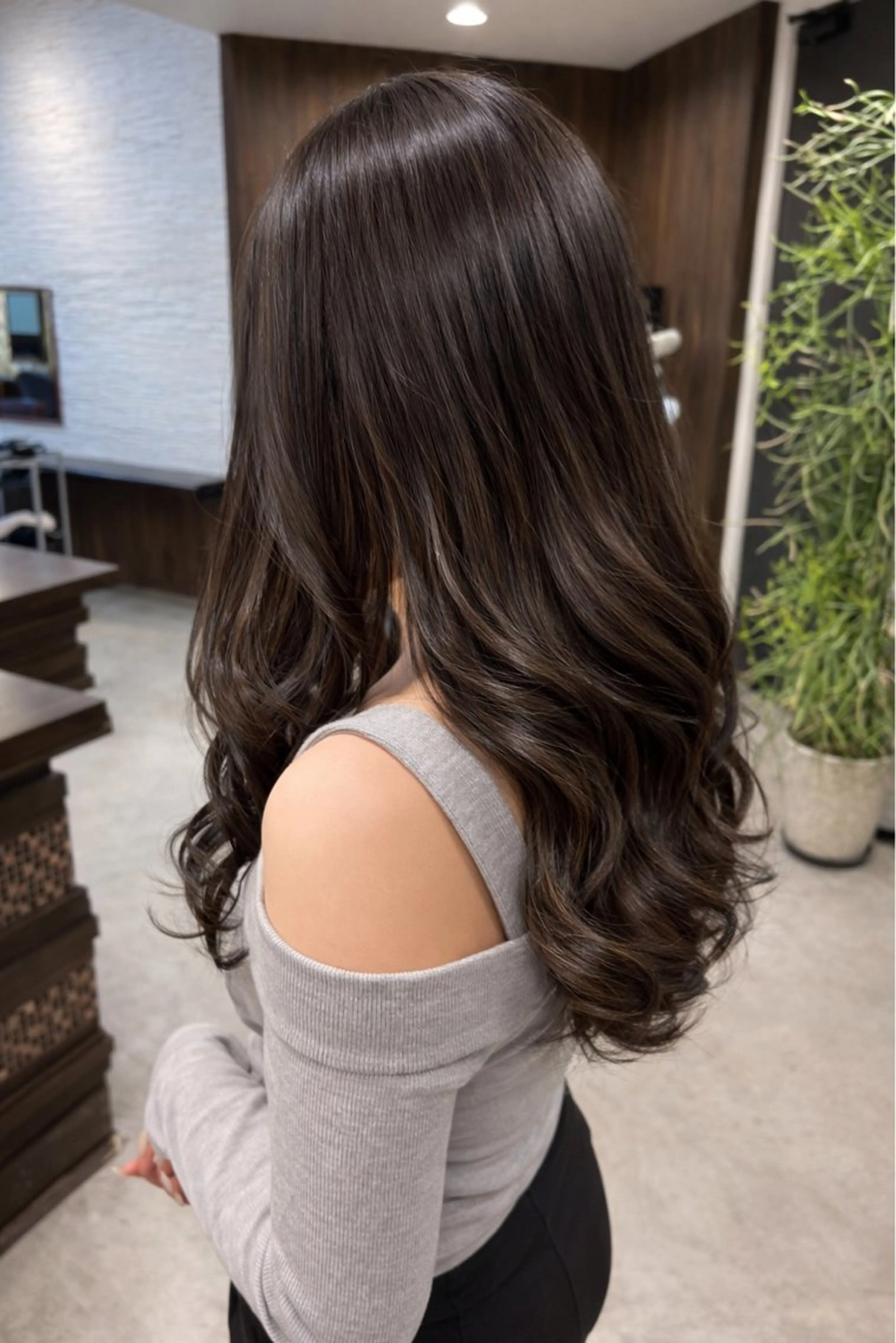 【人気No.1】透明感ワンカラー＋トリートメント✨ロング料金なし／¥4000の写真