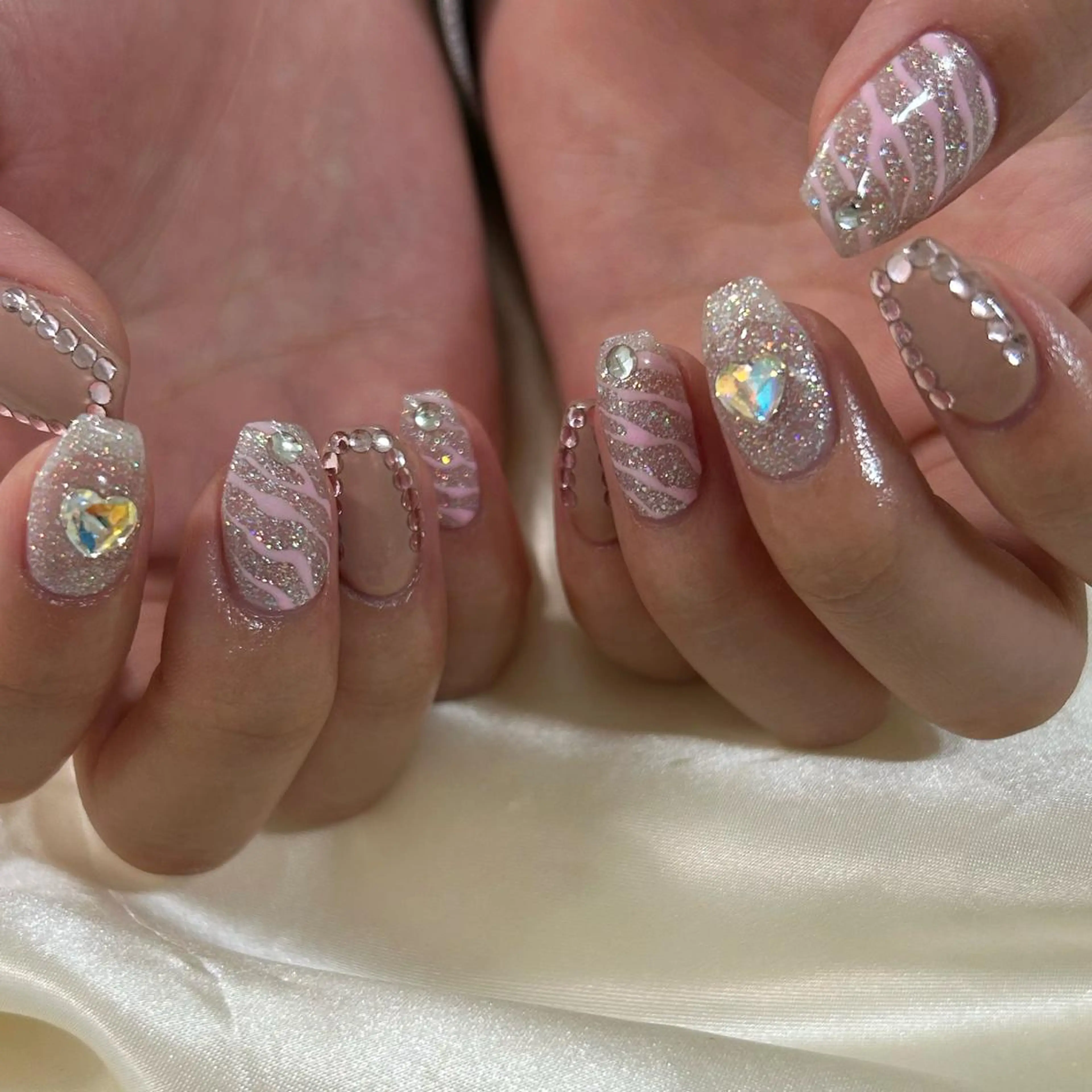 ネイル ハンドネイル ViViA momokaのネイルデザイン