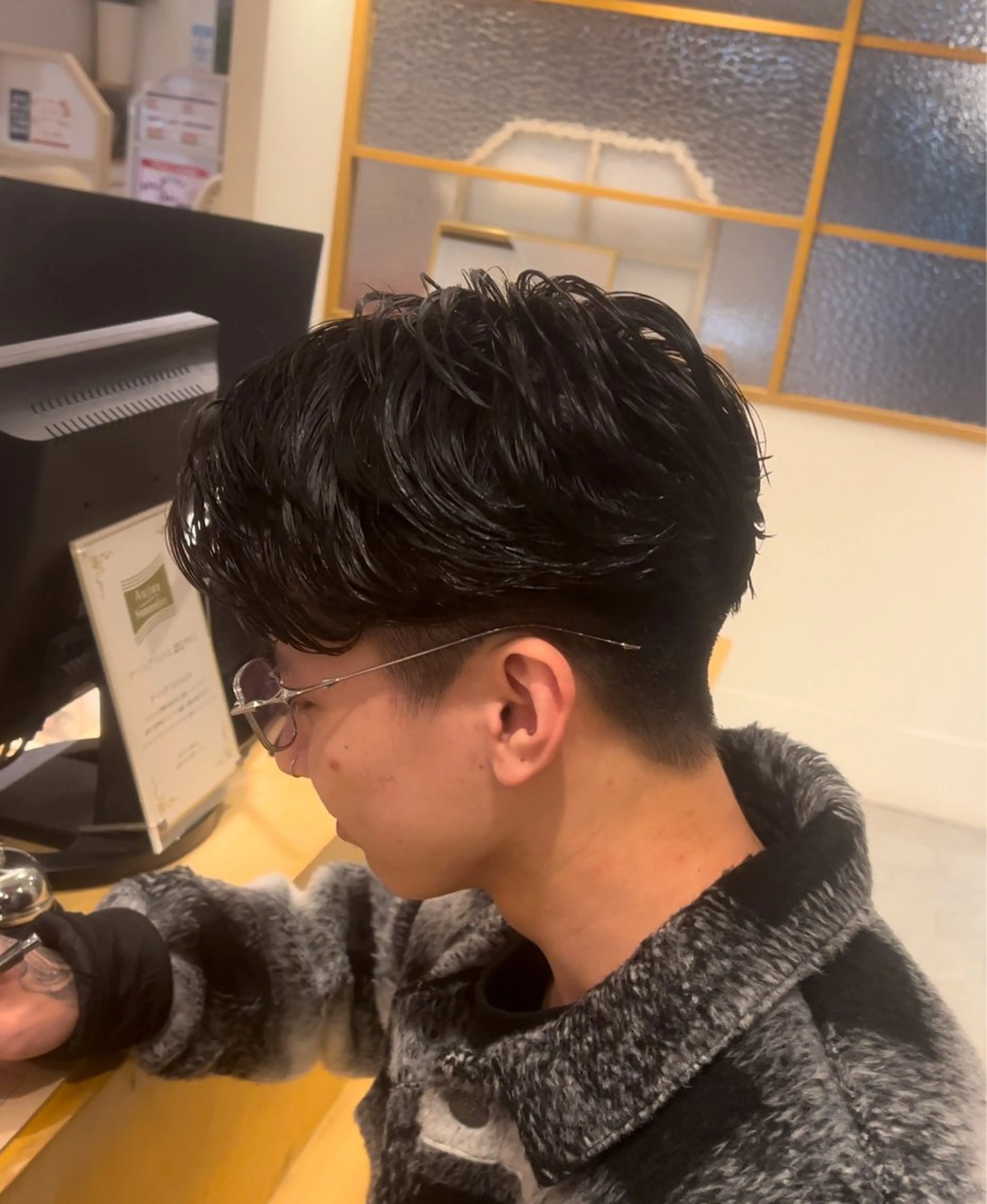 パーマ メンズ メンズパーマ ニュアンスパーマ 漢眉毛/メンズパーマ /メッシュ/ヒロヤのヘアスタイル