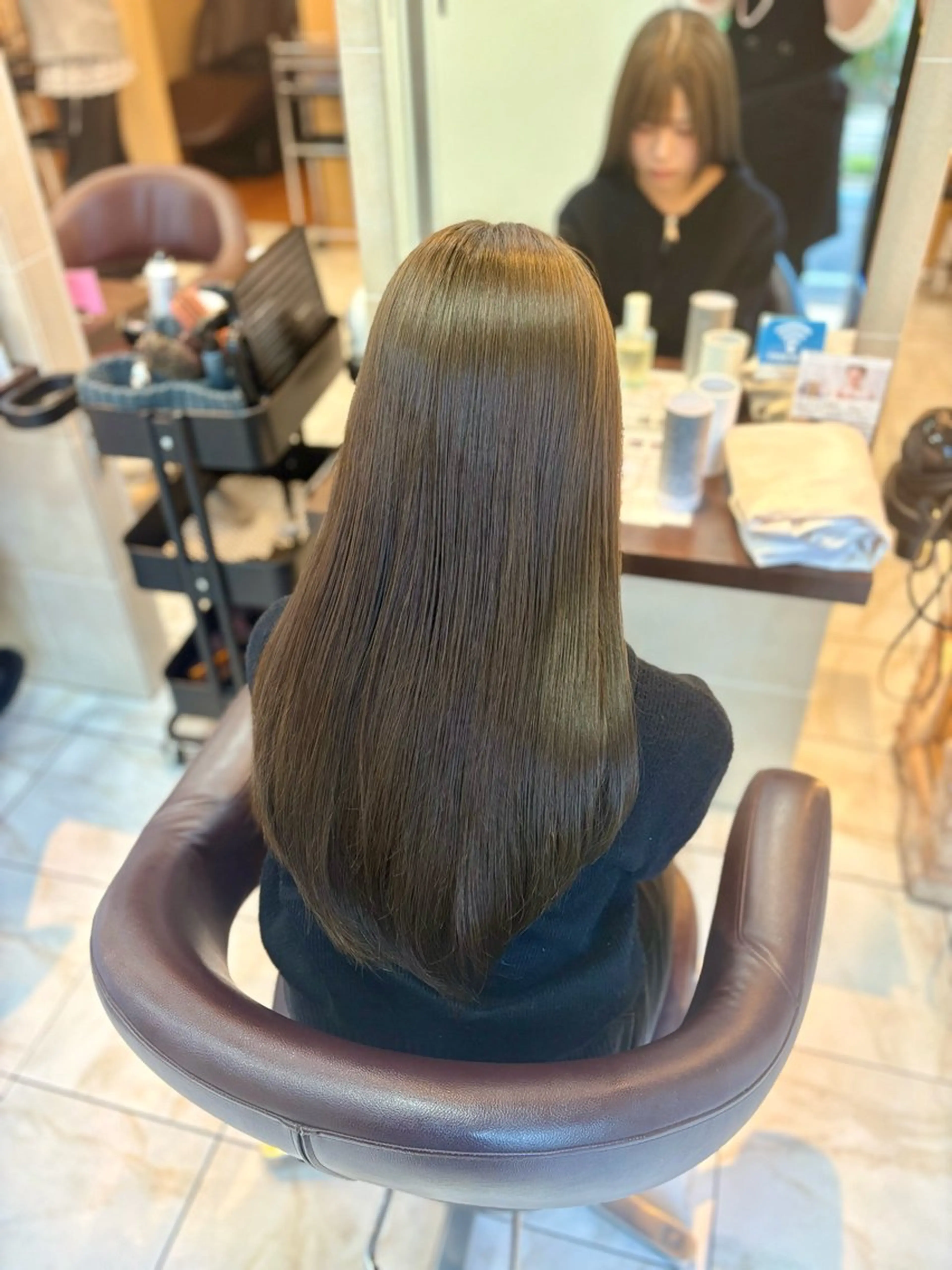 ロング カラー カット 縮毛矯正 🎀透明感カラー 🐈ナズナのヘアスタイル