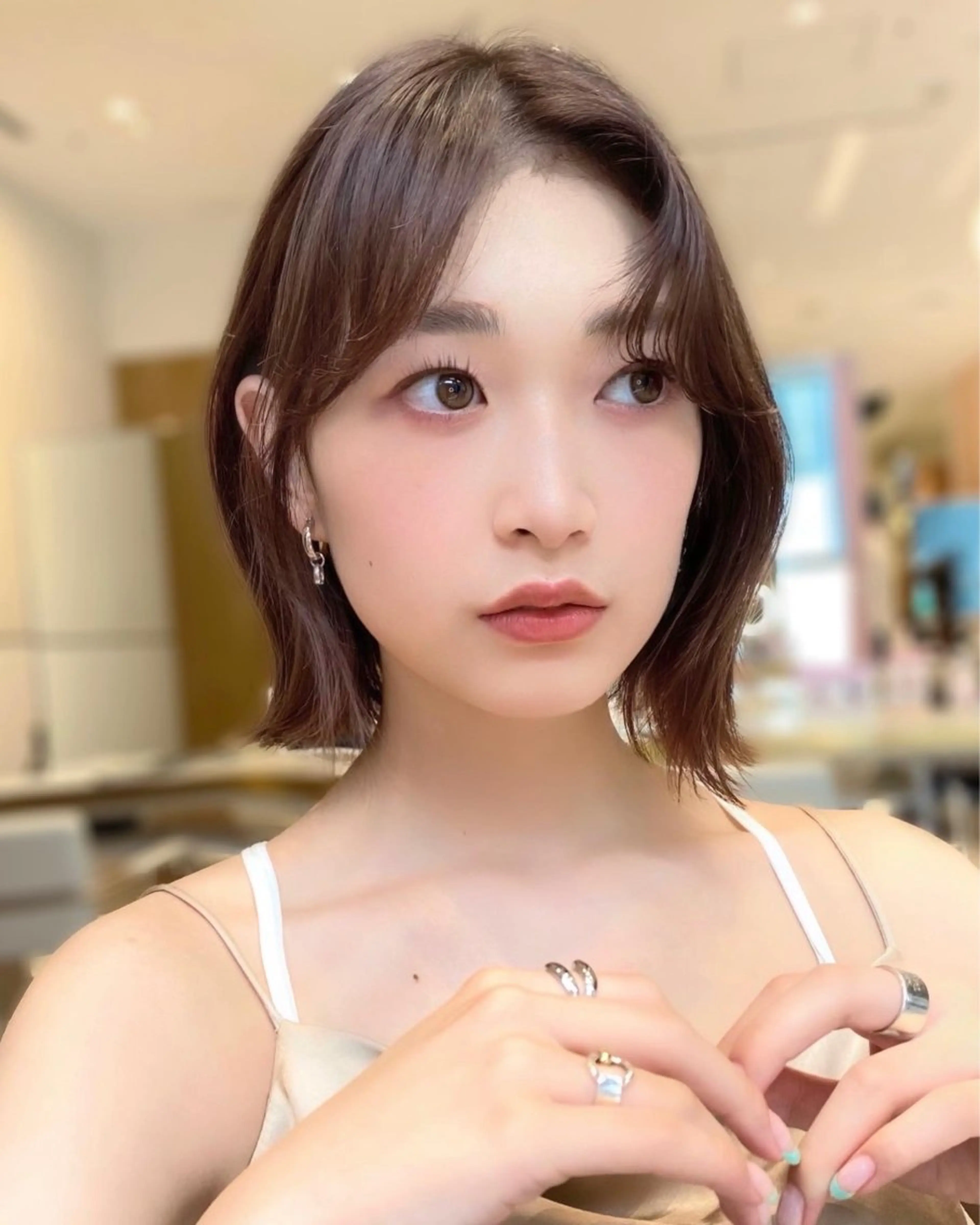 ミディアム カラー パーマ ヘアアレンジ カット ヘアカラー トリートメント ヘアセット 小野寺瑞希 /最小顔カットのヘアスタイル