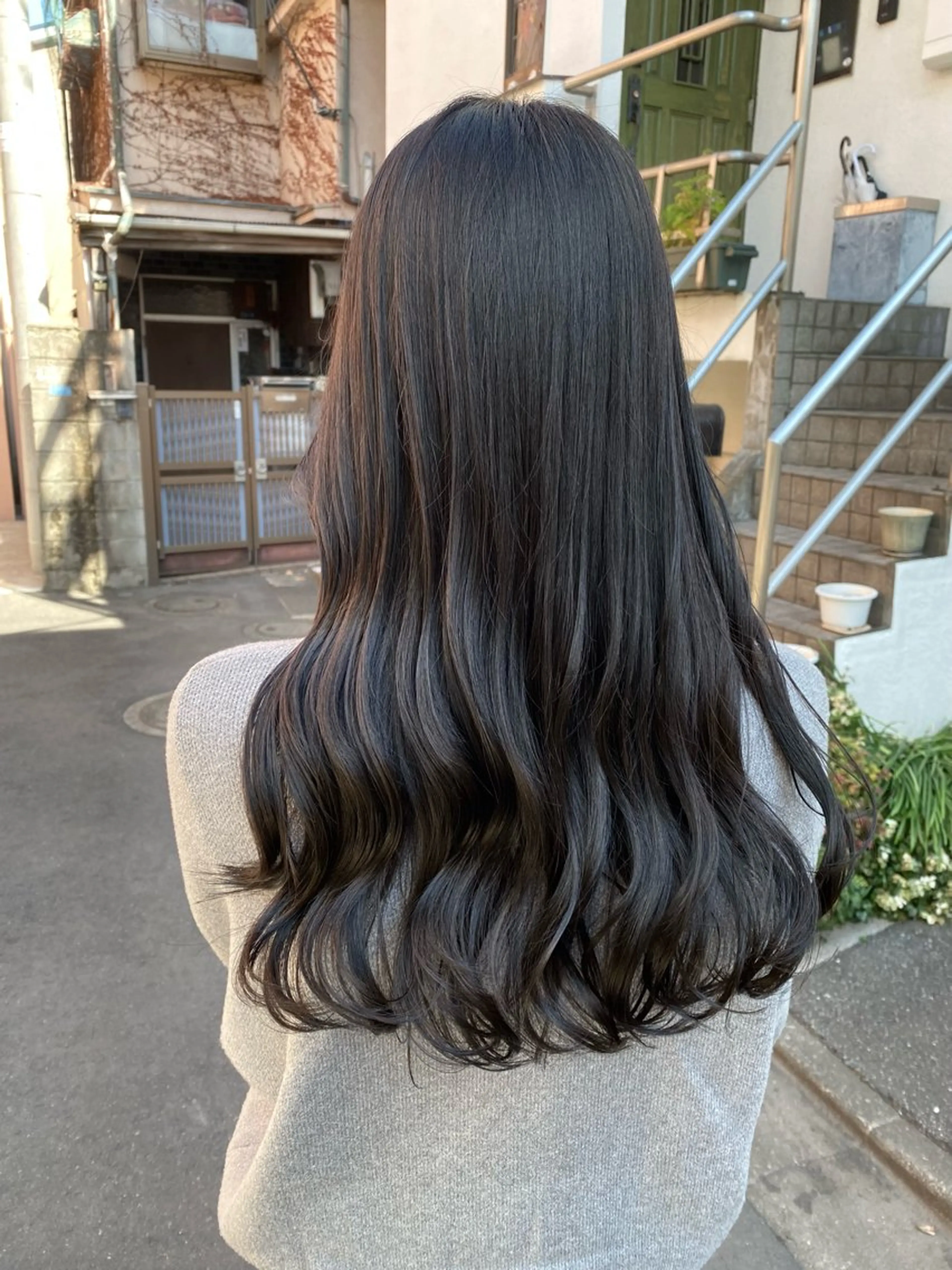 ロング カラー グレージュ オリーブグレージュ オリーブグレー カット ヘアカラー トリートメント グレージュ/レイヤー /韓国ヘア/RISAのヘアスタイル