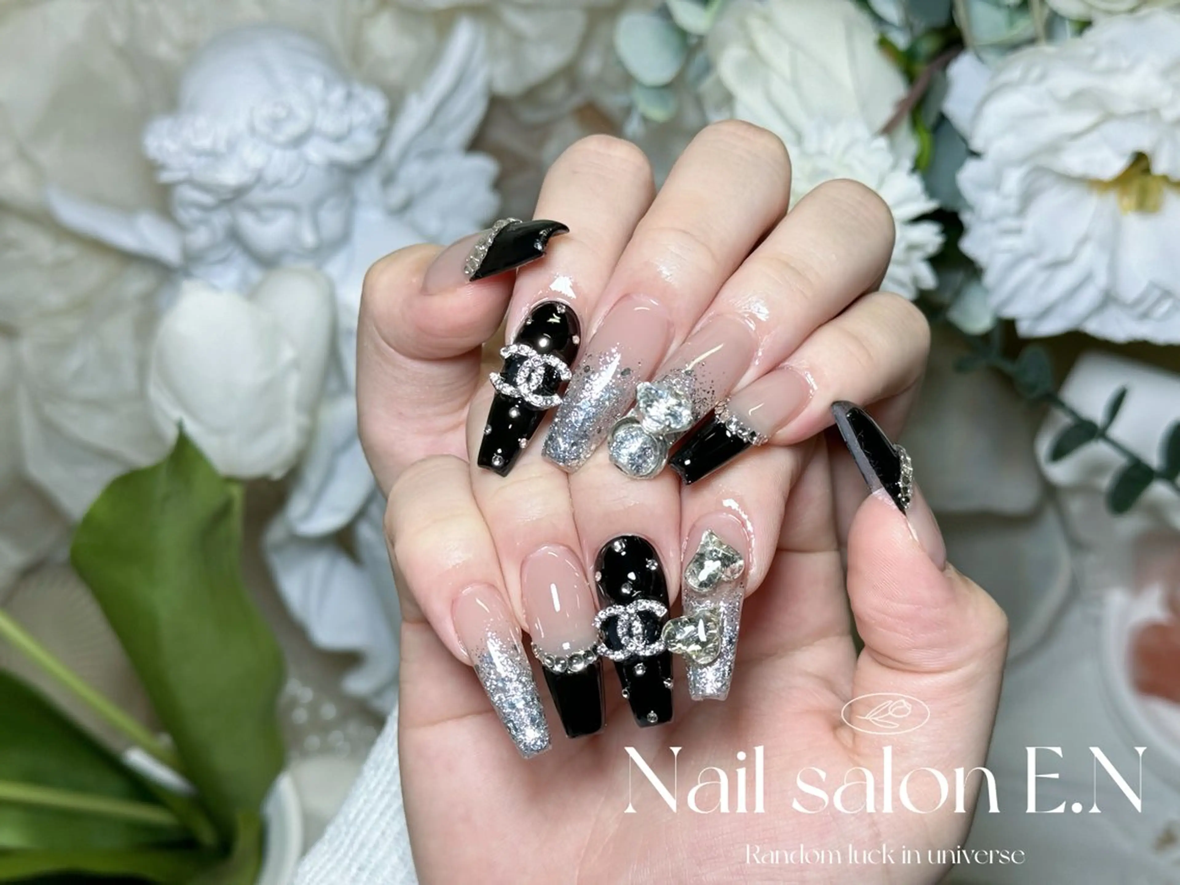 ネイル アートネイル オーロラネイル ブラウン クリアネイル フレンチネイル ハンドネイル E.N🦋 長さ出し/持ち込みのネイルデザイン