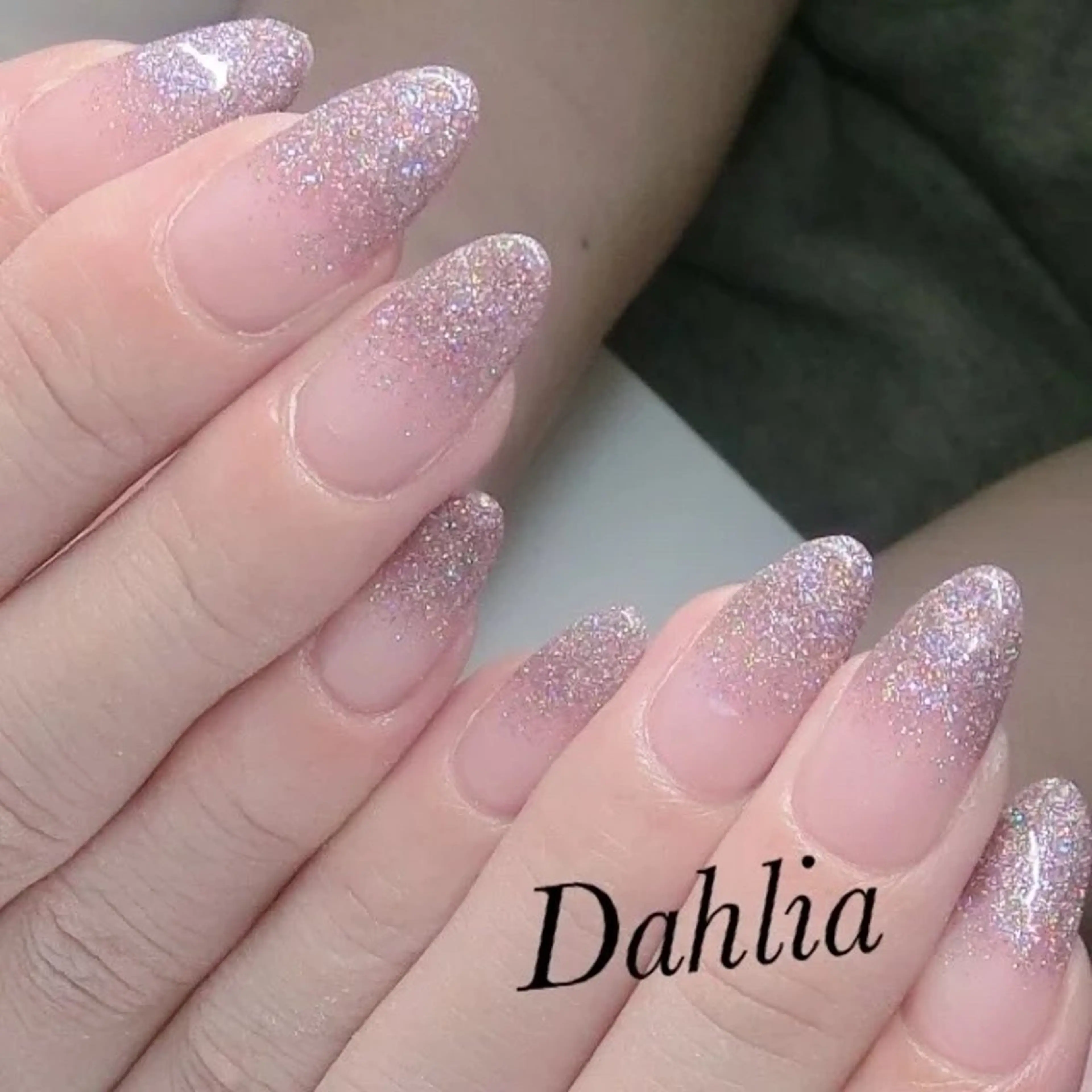 ネイル グラデーション ラメ(グリッター) ラメグラデーション Nail Salon Dahliaのネイルデザイン