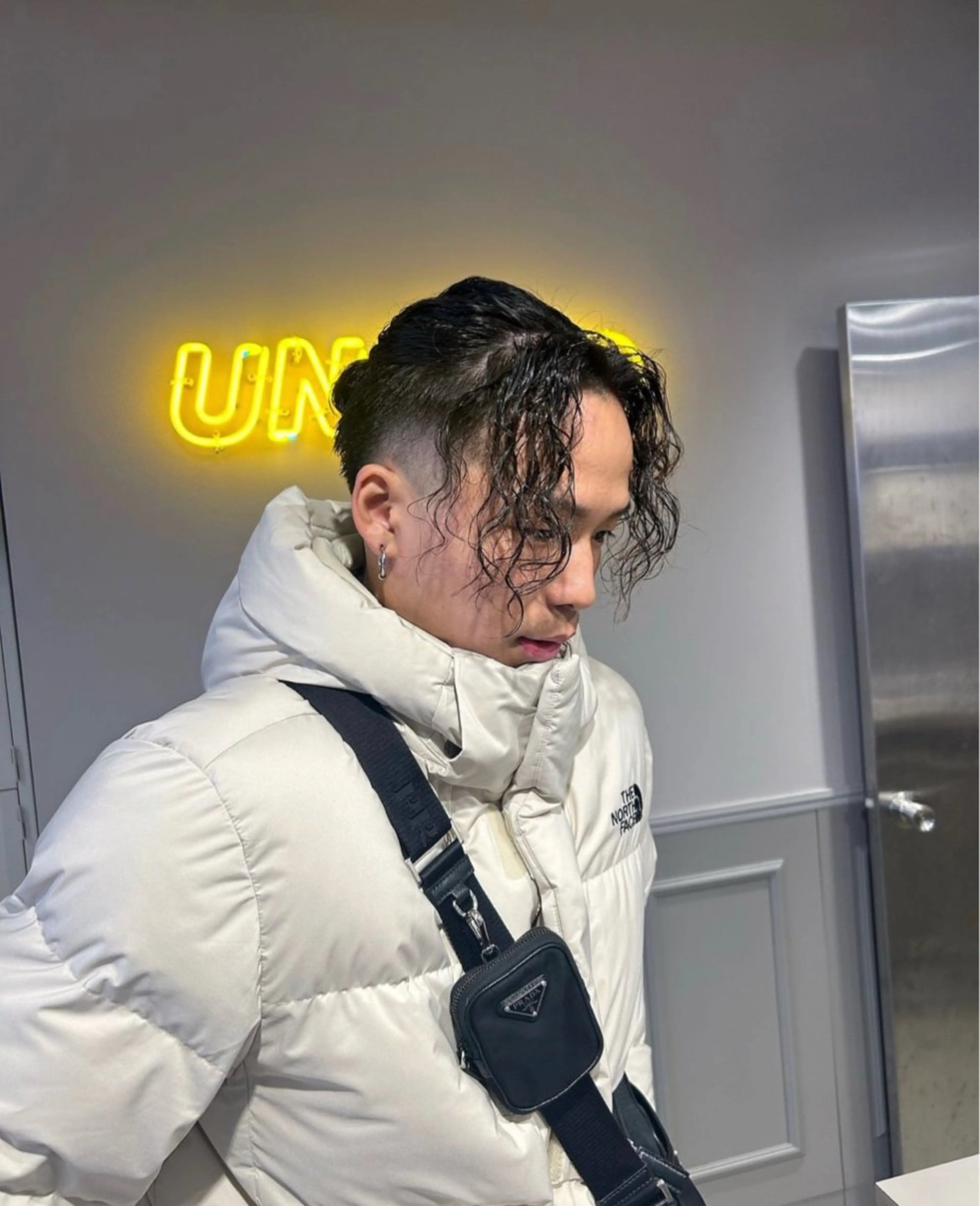 パーマ メンズ 韓国/トレンド レイヤー【101】のヘアスタイル