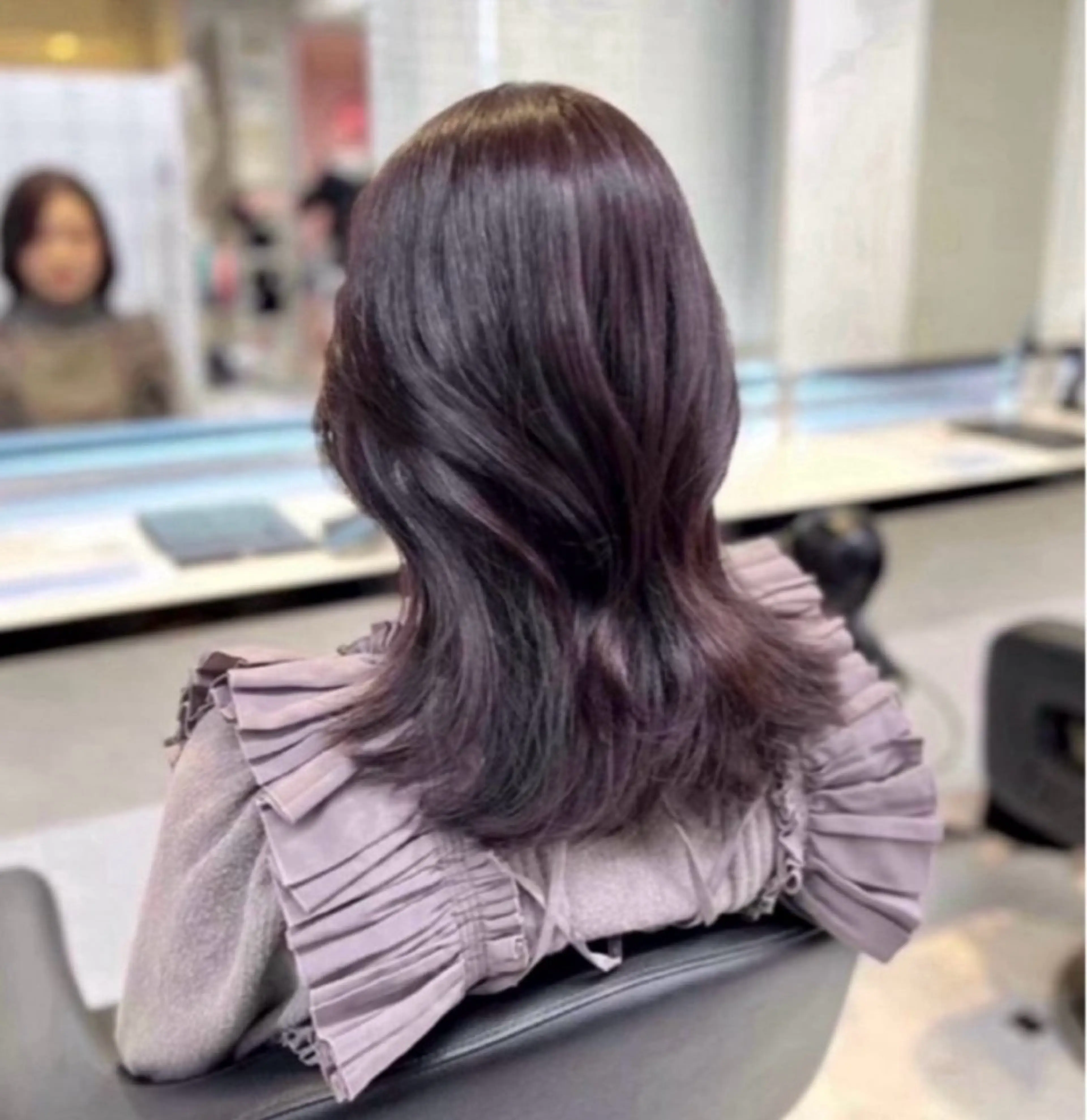 セミロング ヘアカラー miku/ラベンダー 透明感カラー🪻❤︎のヘアスタイル