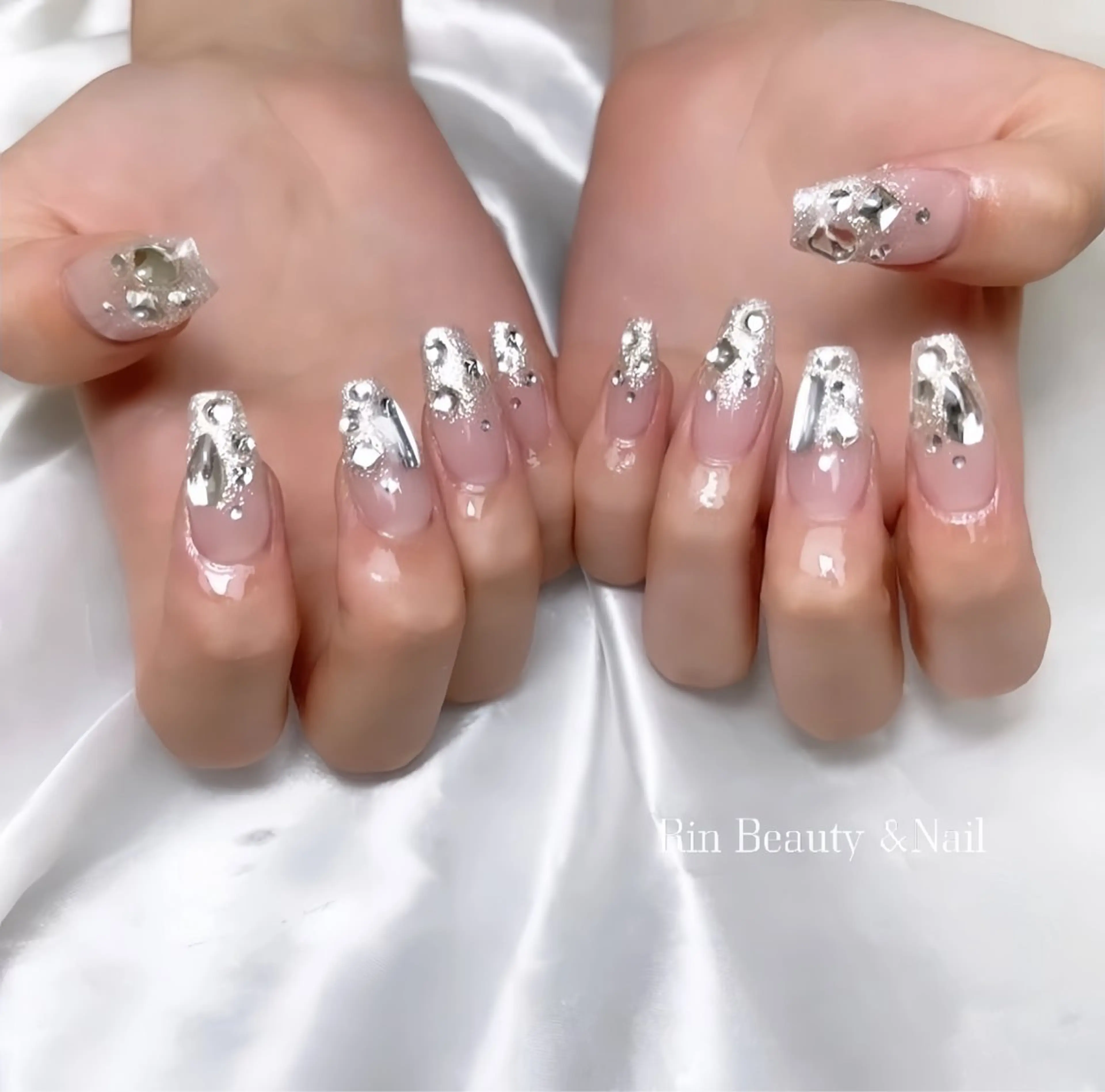 ネイル アートネイル フレンチネイル ジェルネイル 韓国ネイル ミラーネイル Rin Nail 新大久保店のネイルデザイン