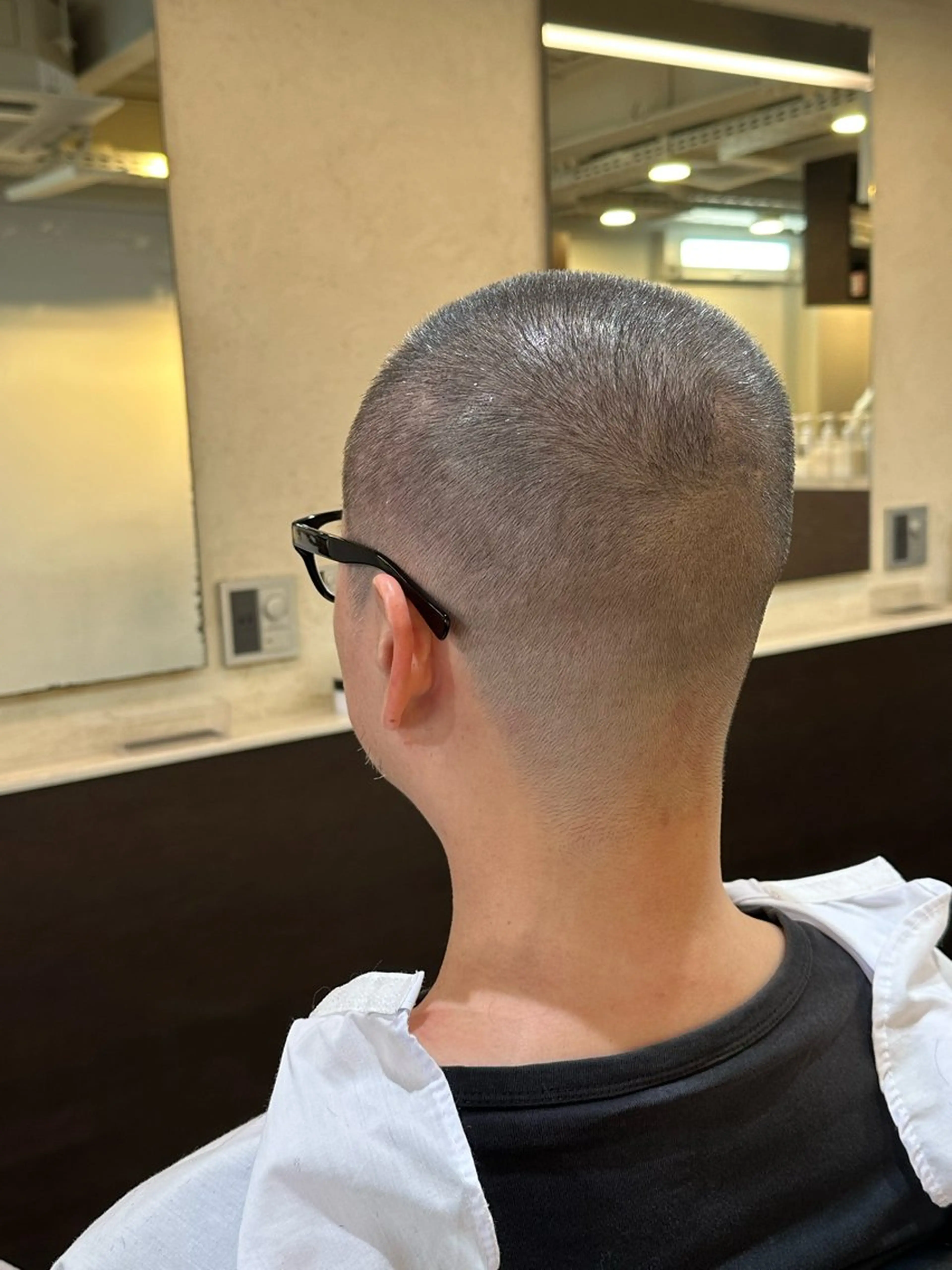 ショート 刈り上げの あおきさんのヘアスタイル