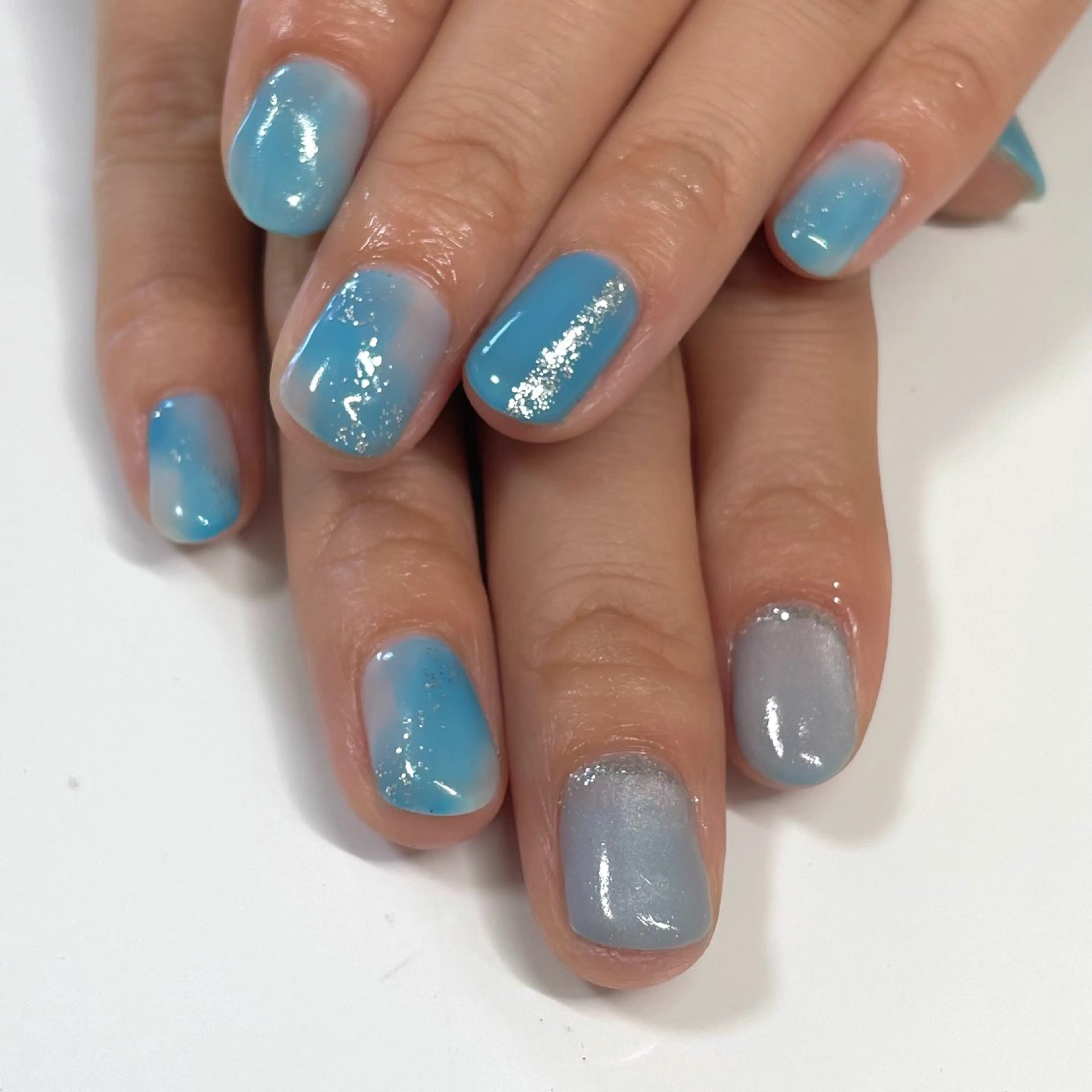 ネイル 弘岡 有紀のネイルデザイン