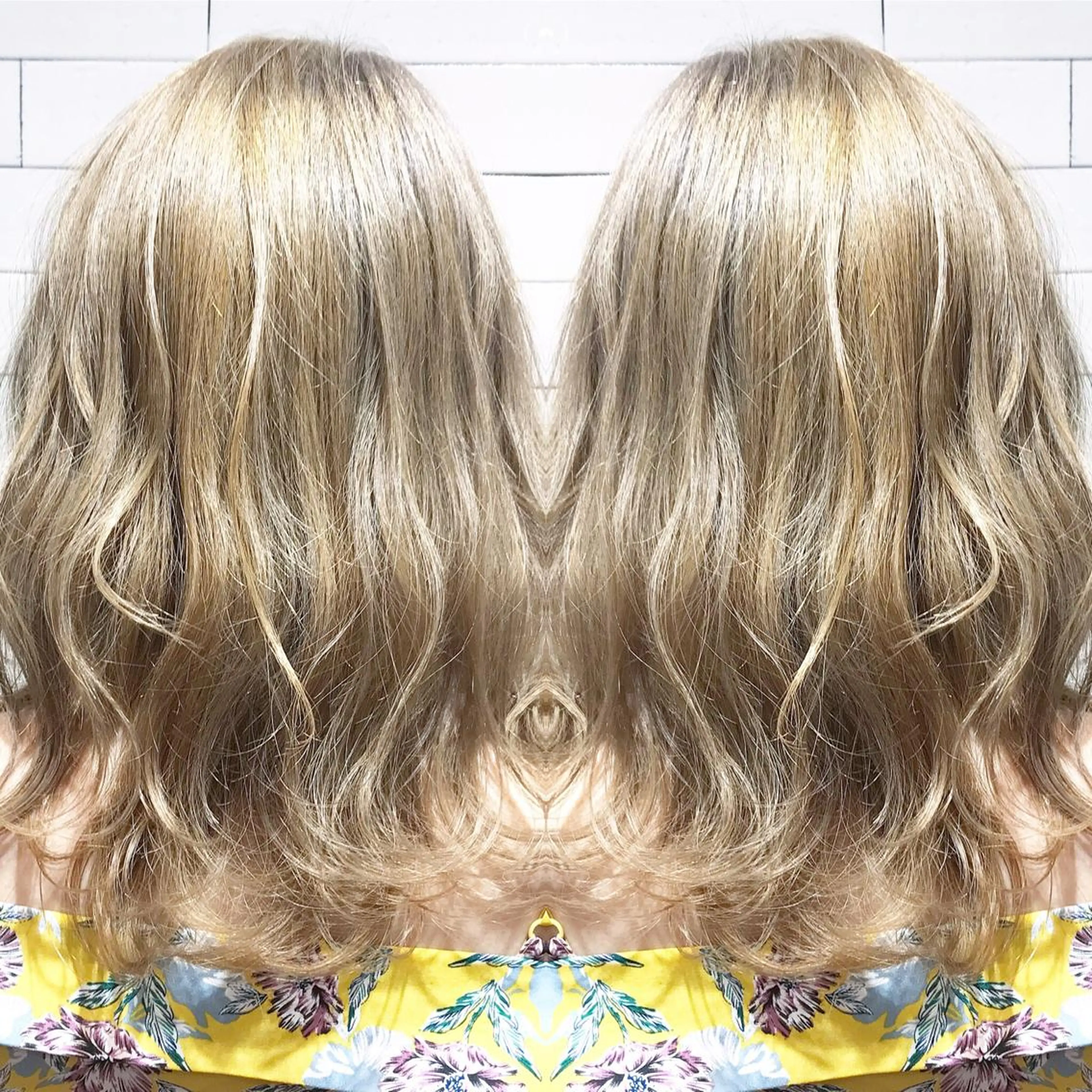 ミディアム カラー ベージュカラー ブリーチ ミルクティーベージュ 及川シゲル 髪質改善講師のヘアスタイル