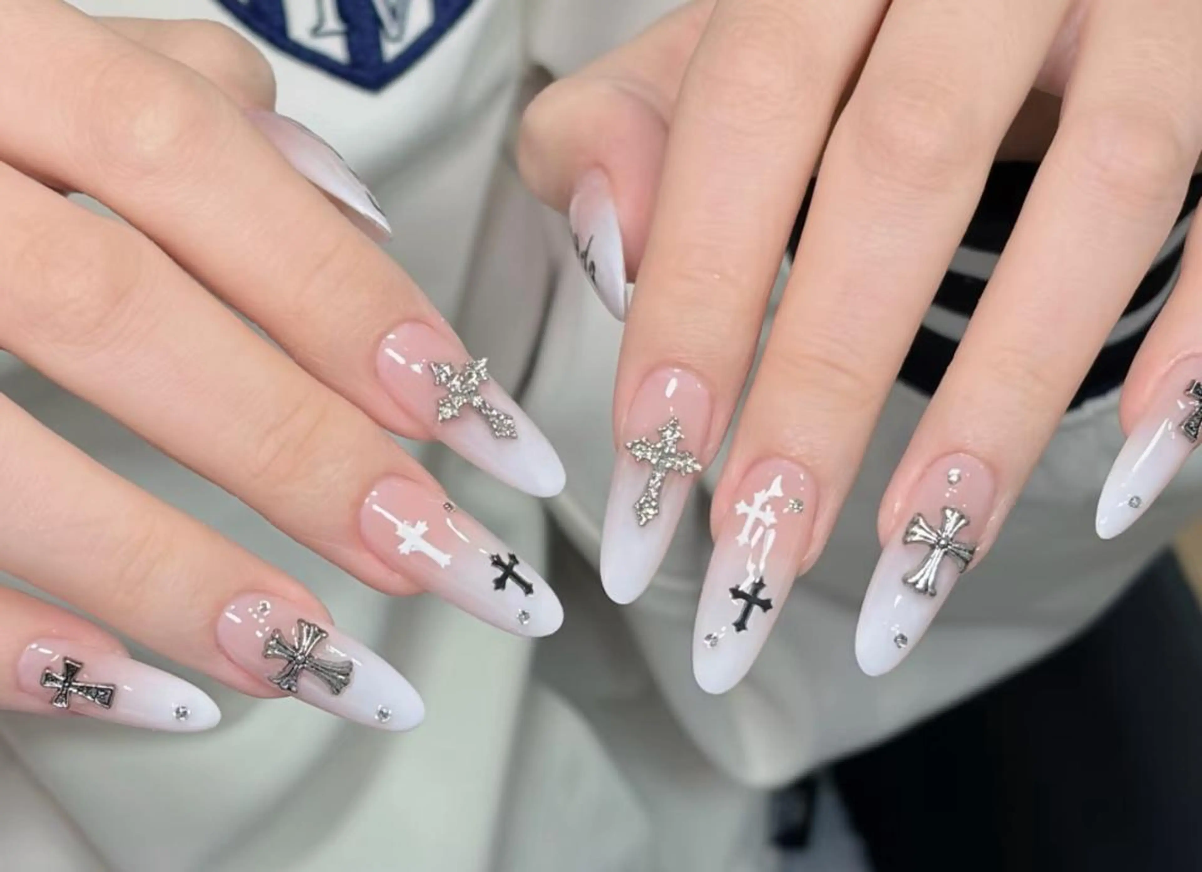 ネイル ハンドネイル Pure&Rich Nailのネイルデザイン