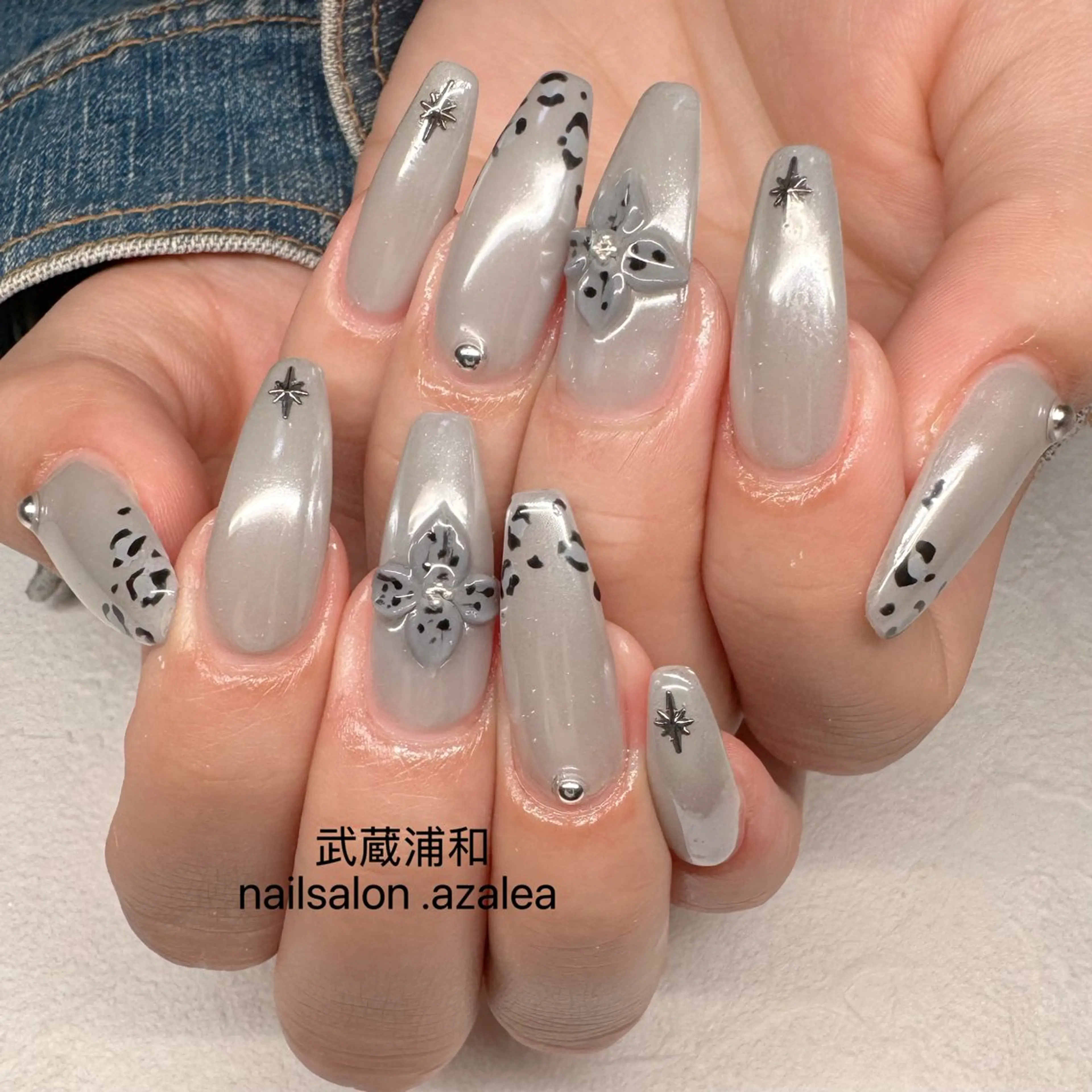 ネイル ハンドネイル R inのネイルデザイン