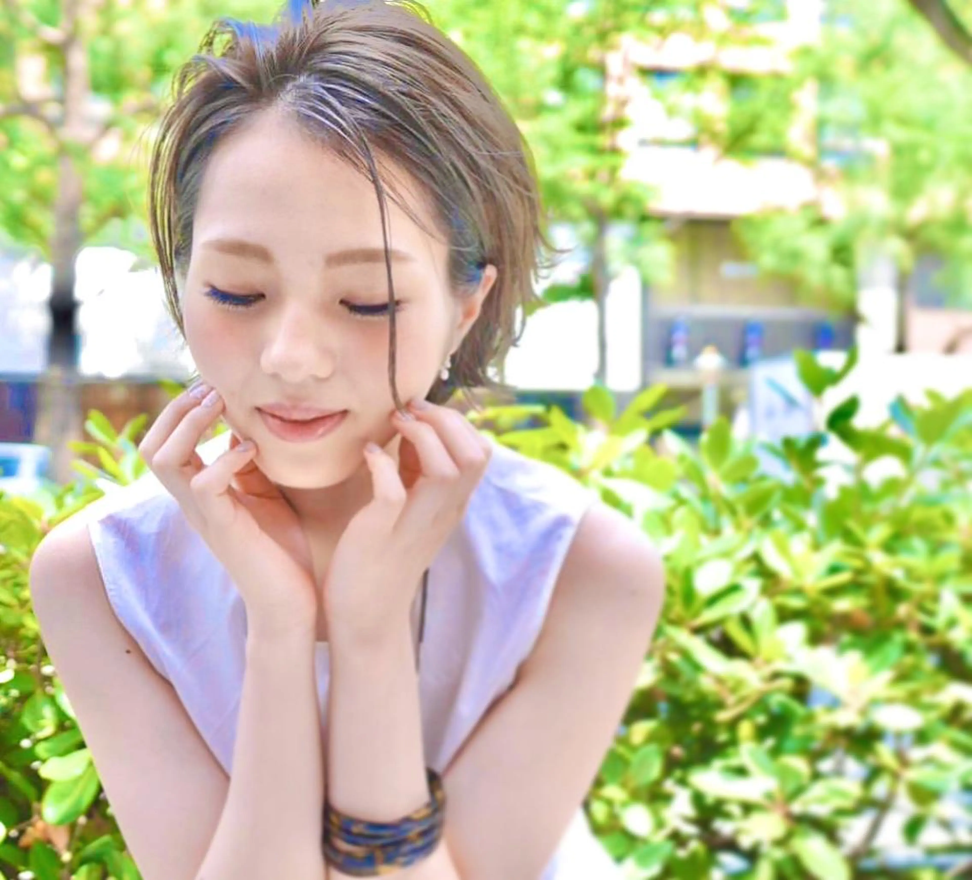 ショート カラー アッシュ ミント ブリーチカラー 美髪矯正takaraのヘアスタイル