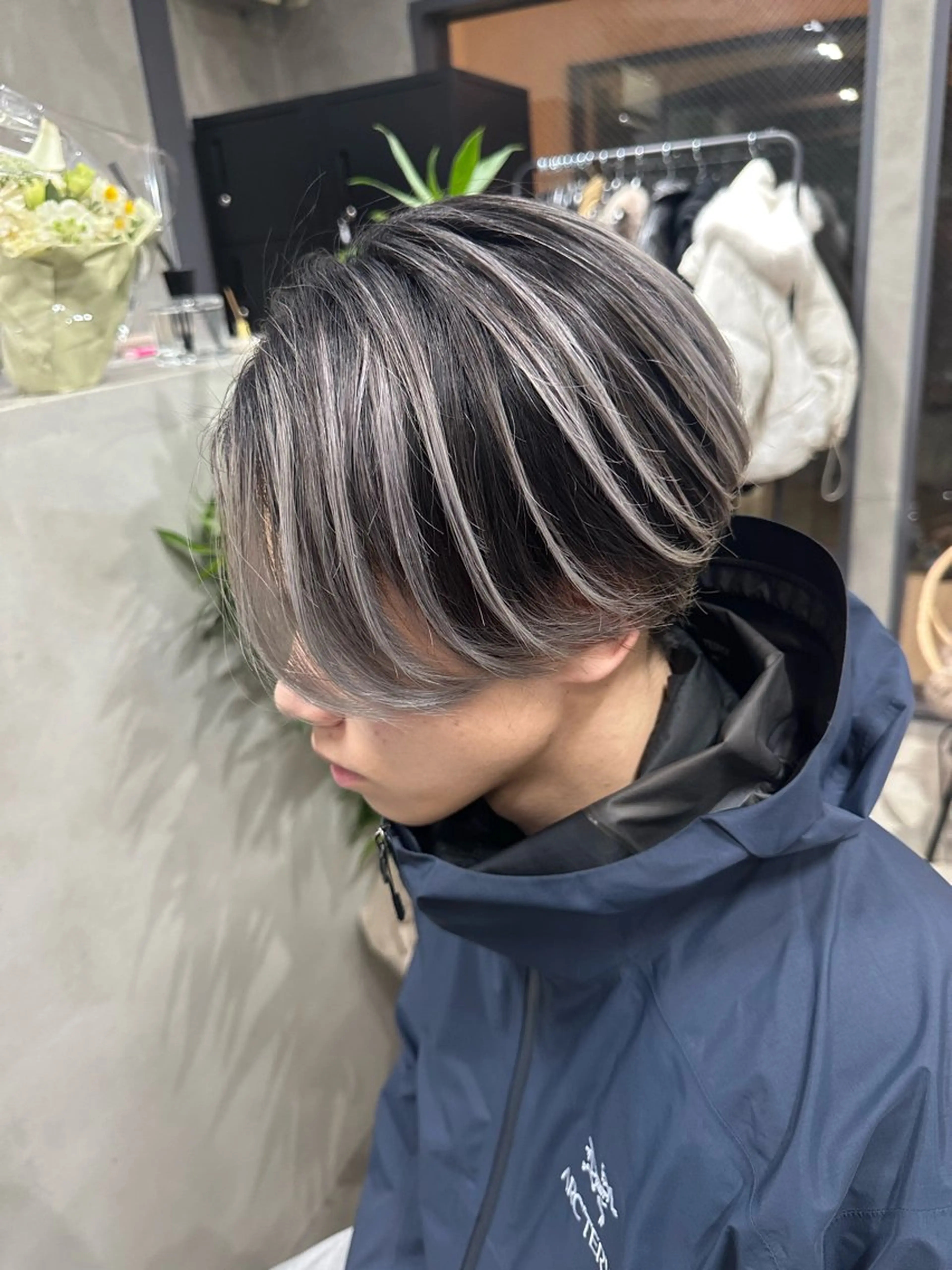 ショート カット AiM エイム　韓国レイヤーのヘアスタイル