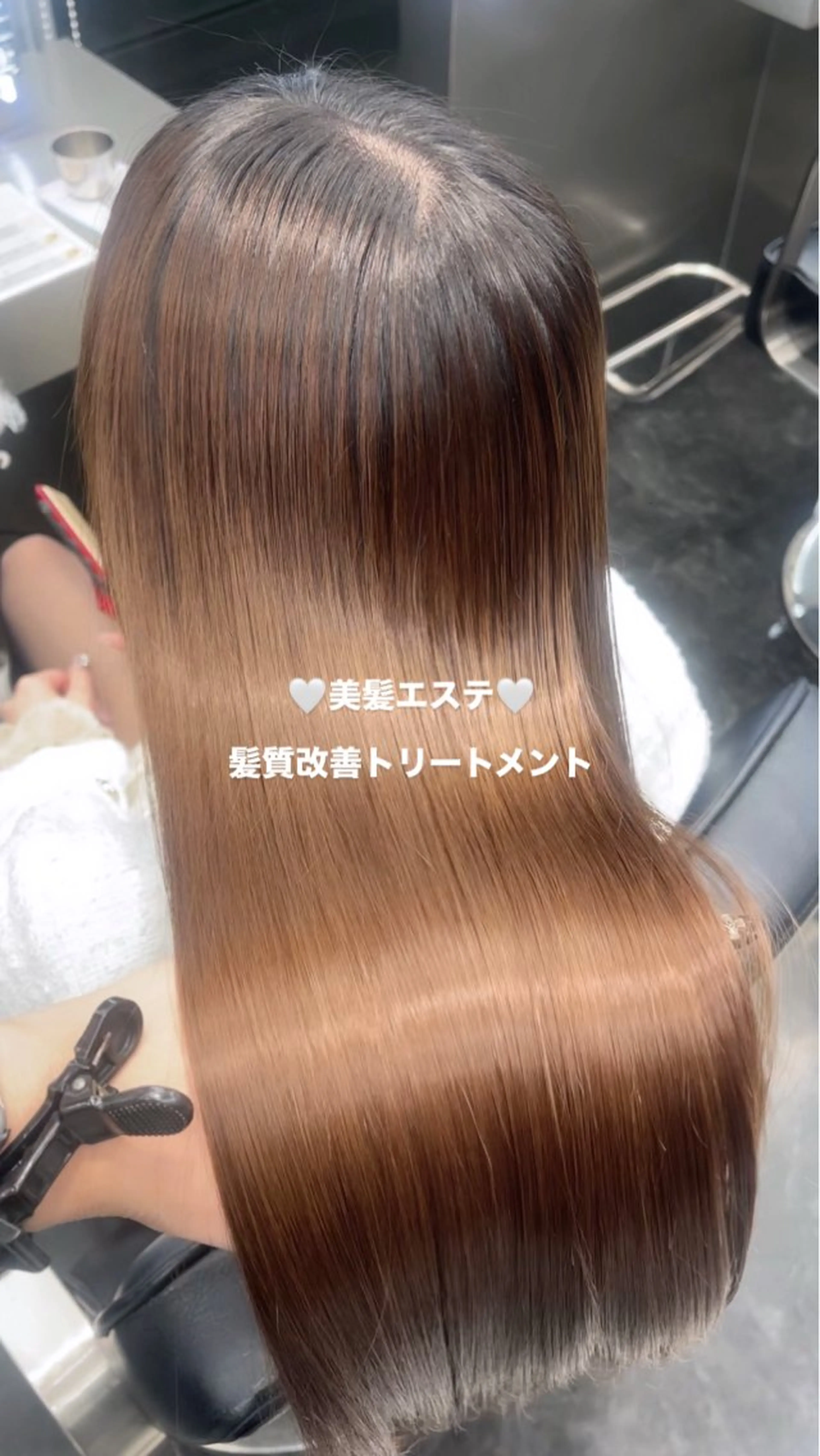 ロング 縮毛矯正 トリートメント ケアブリーチ/透明感 カラー🩶YURIAのヘアスタイル
