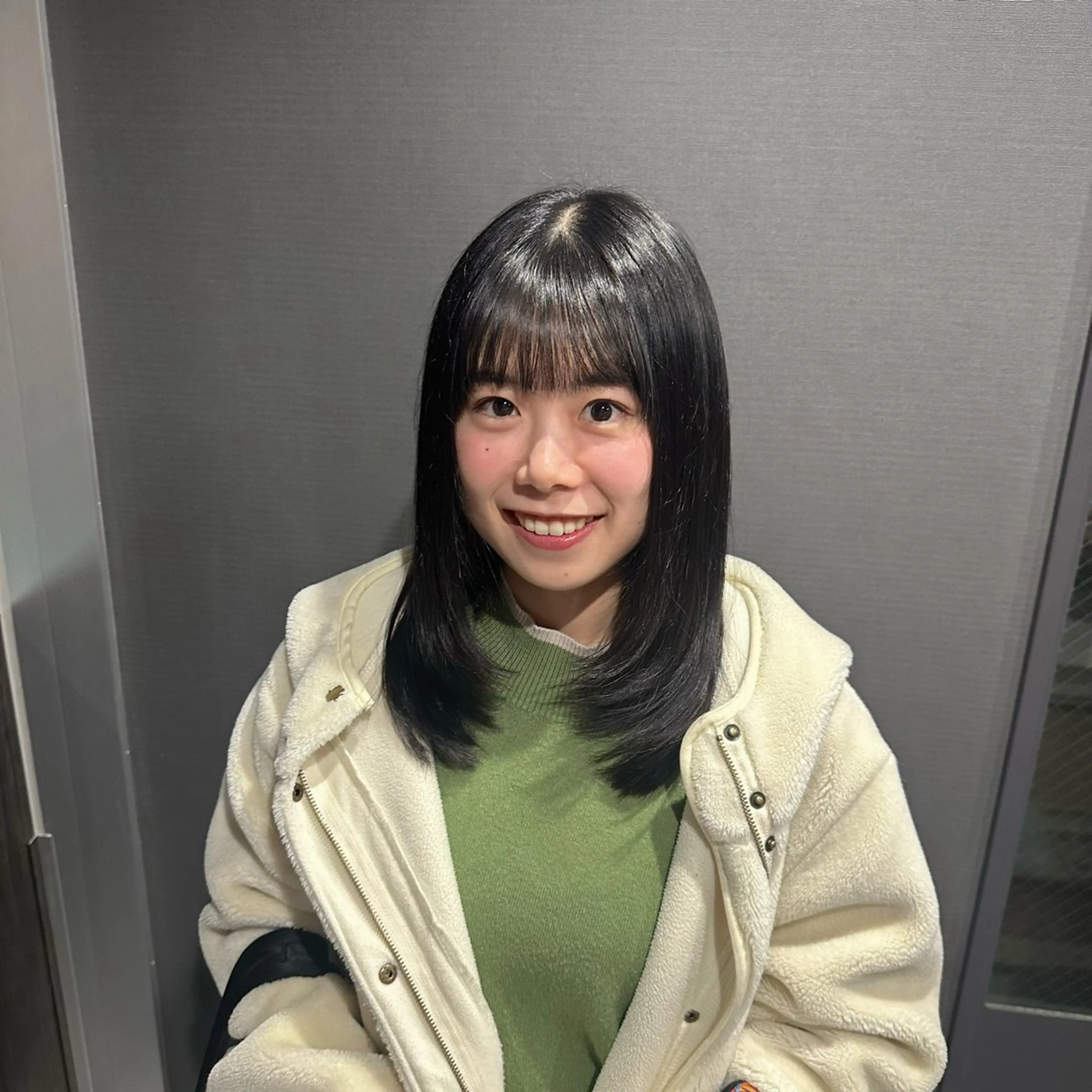 ミディアム レイヤーカット カット ボブ/艶カラー /misako🧺のヘアスタイル