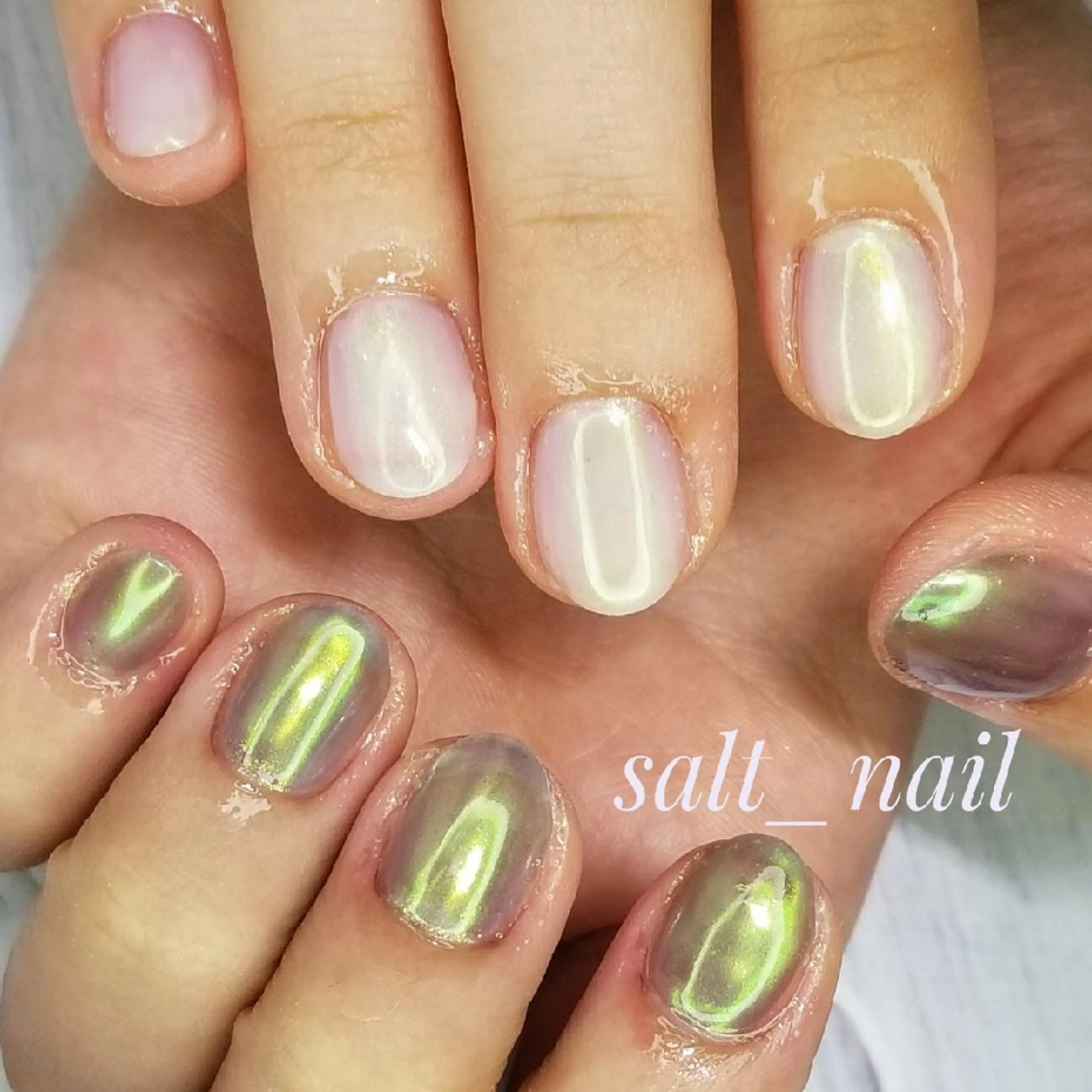 ネイル オーロラネイル クリアネイル ホワイト 個人サロン saltnailのネイルデザイン