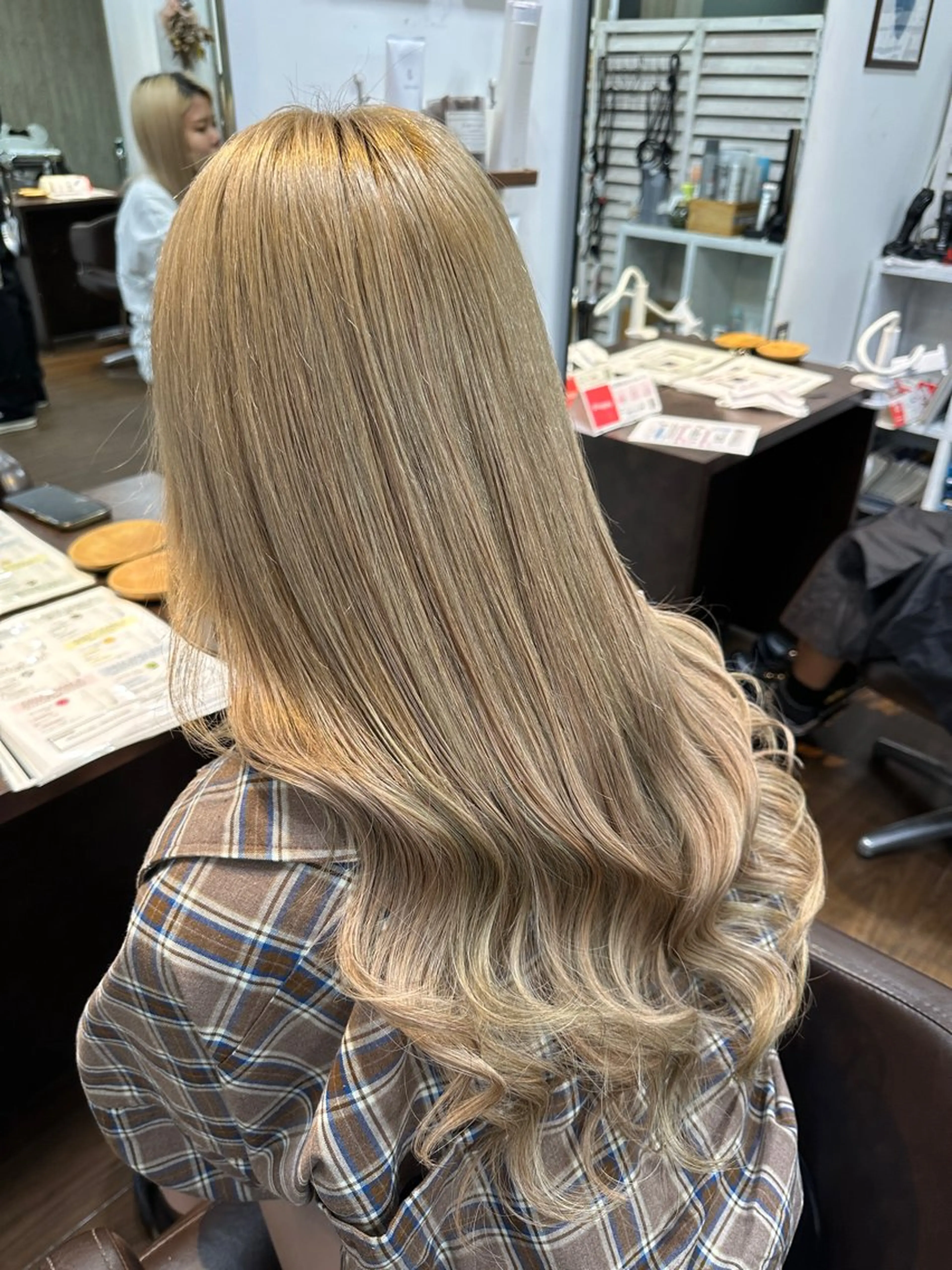 ロング エクステ 植田 /エクステ /ブリーチ/髪質改善のヘアスタイル