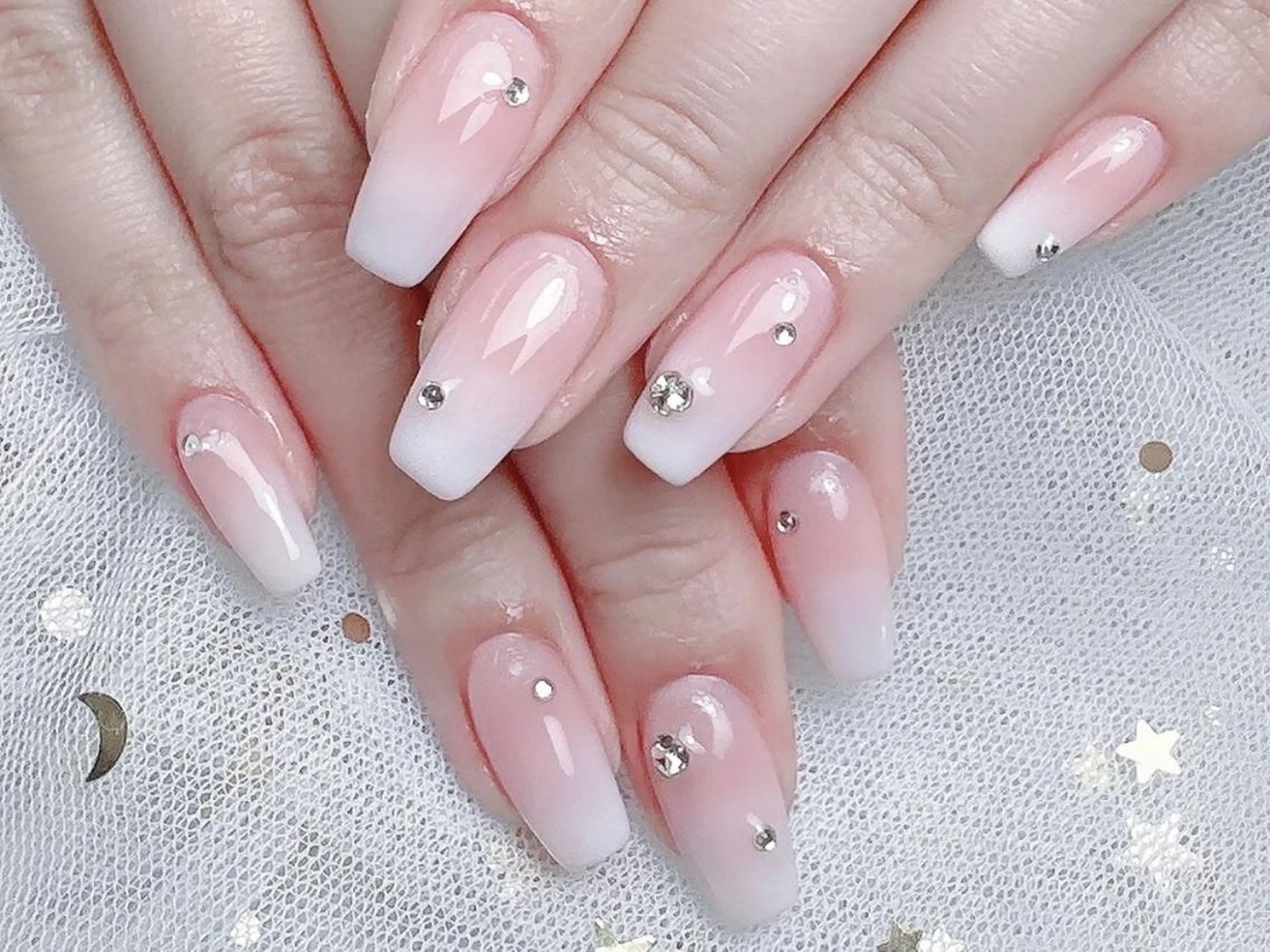 ネイル リリ 奈🎀のネイルデザイン