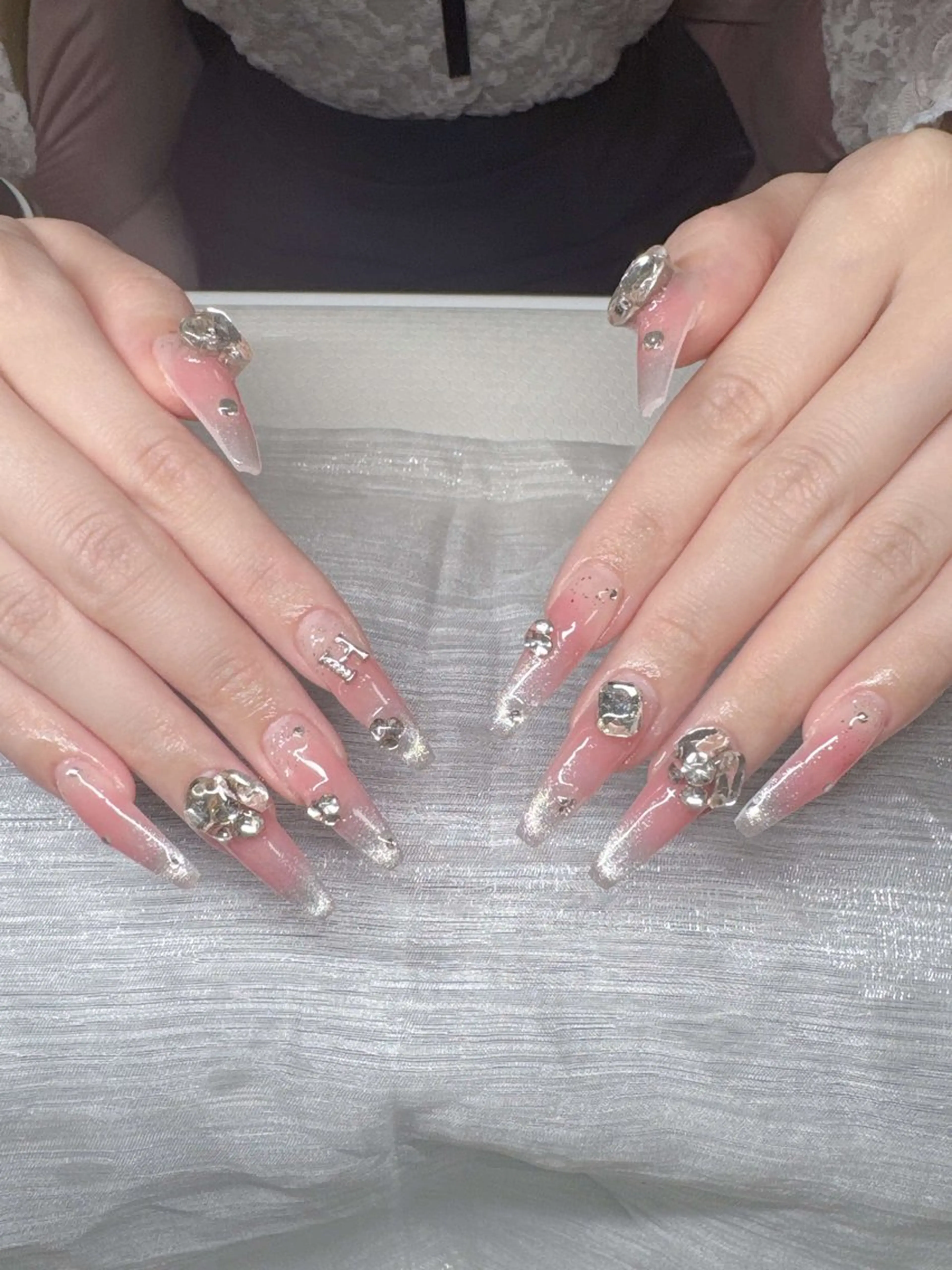 ネイル Lee Nailsのネイルデザイン