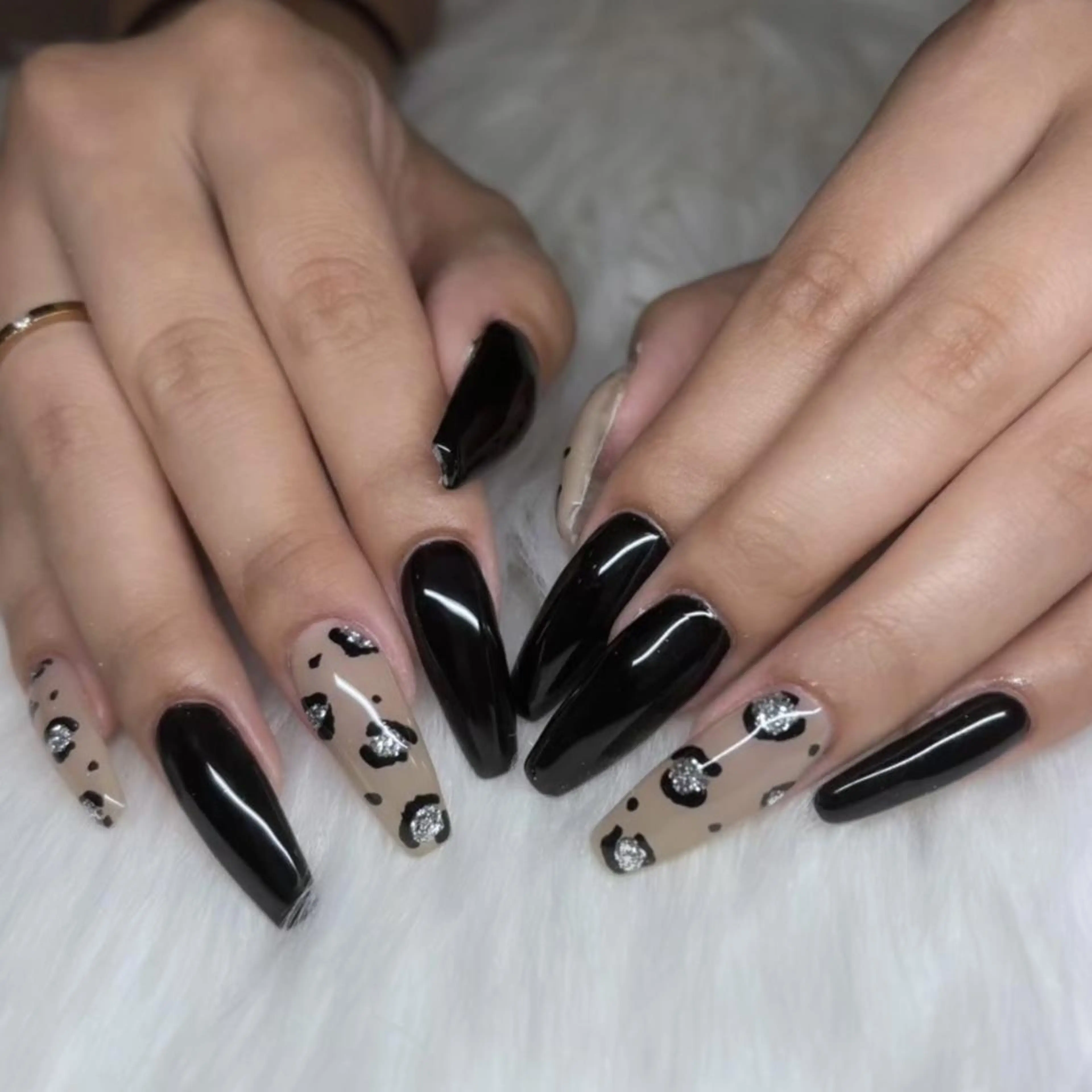 ネイル mY... SAYAKAのネイルデザイン