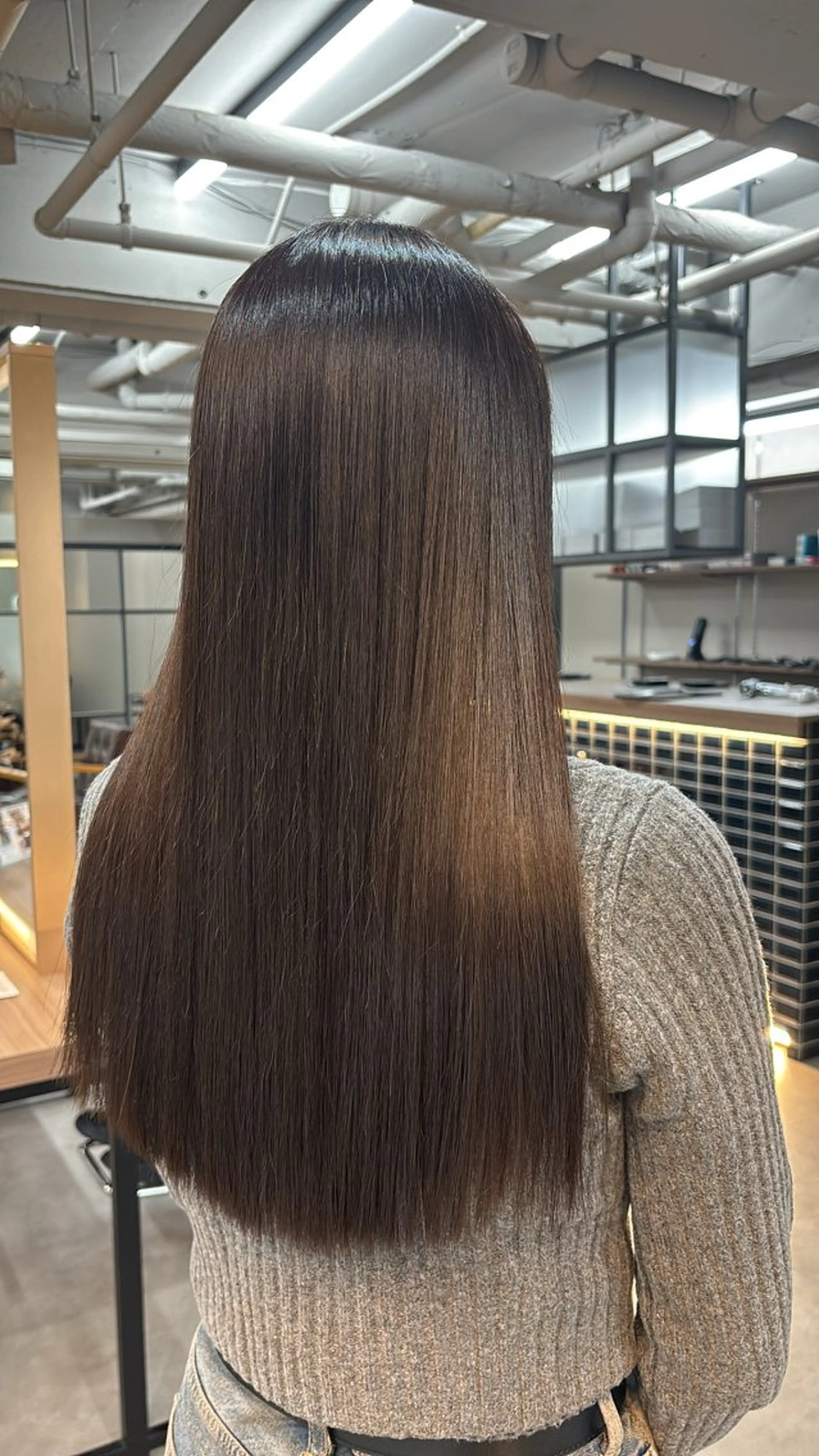 カラー ブラウンカラー 髪質改善 カット ヘアカラー トリートメント レイヤー✂︎ぷつボブ 艶カラー🤍noaのヘアスタイル