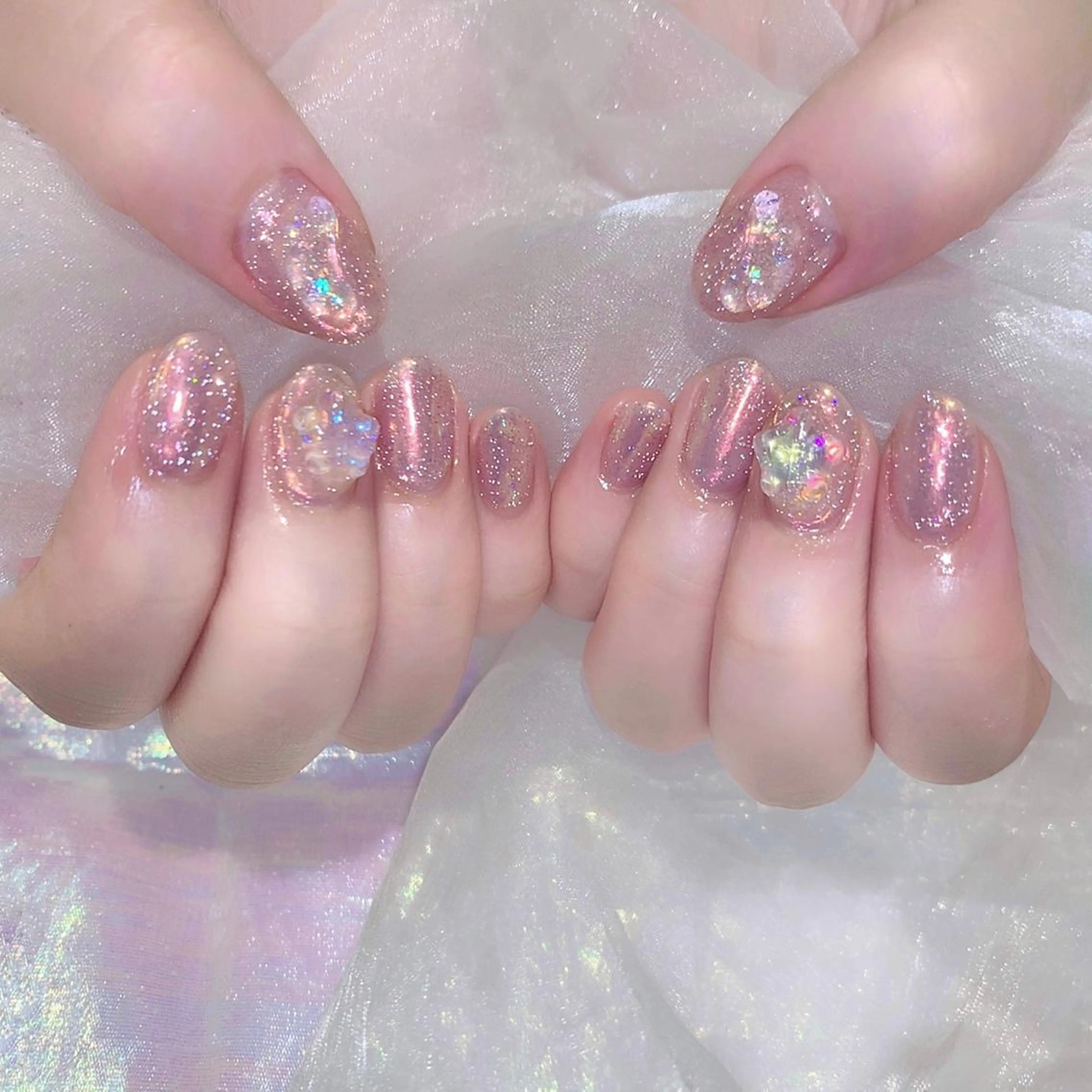 ネイル オーロラネイル ハンドネイル Kanon 🤍のネイルデザイン