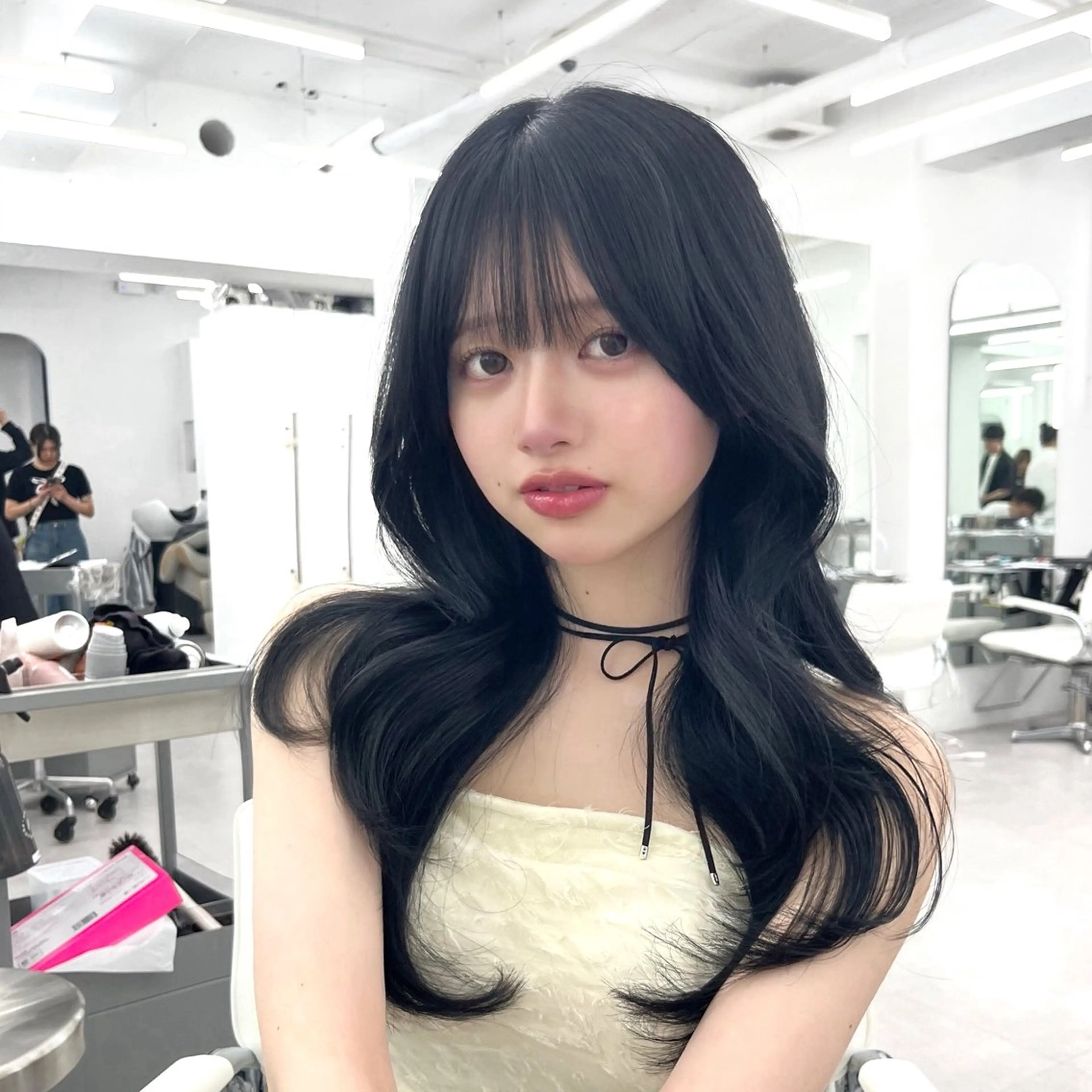 ロング カラー 黒髪 ブルーカラー ブルーブラック 透明感カラー 韓国風ヘア カット ヘアカラー トリートメント 透明感カラー✨🩵 韓国ヘアkanatoのヘアスタイル