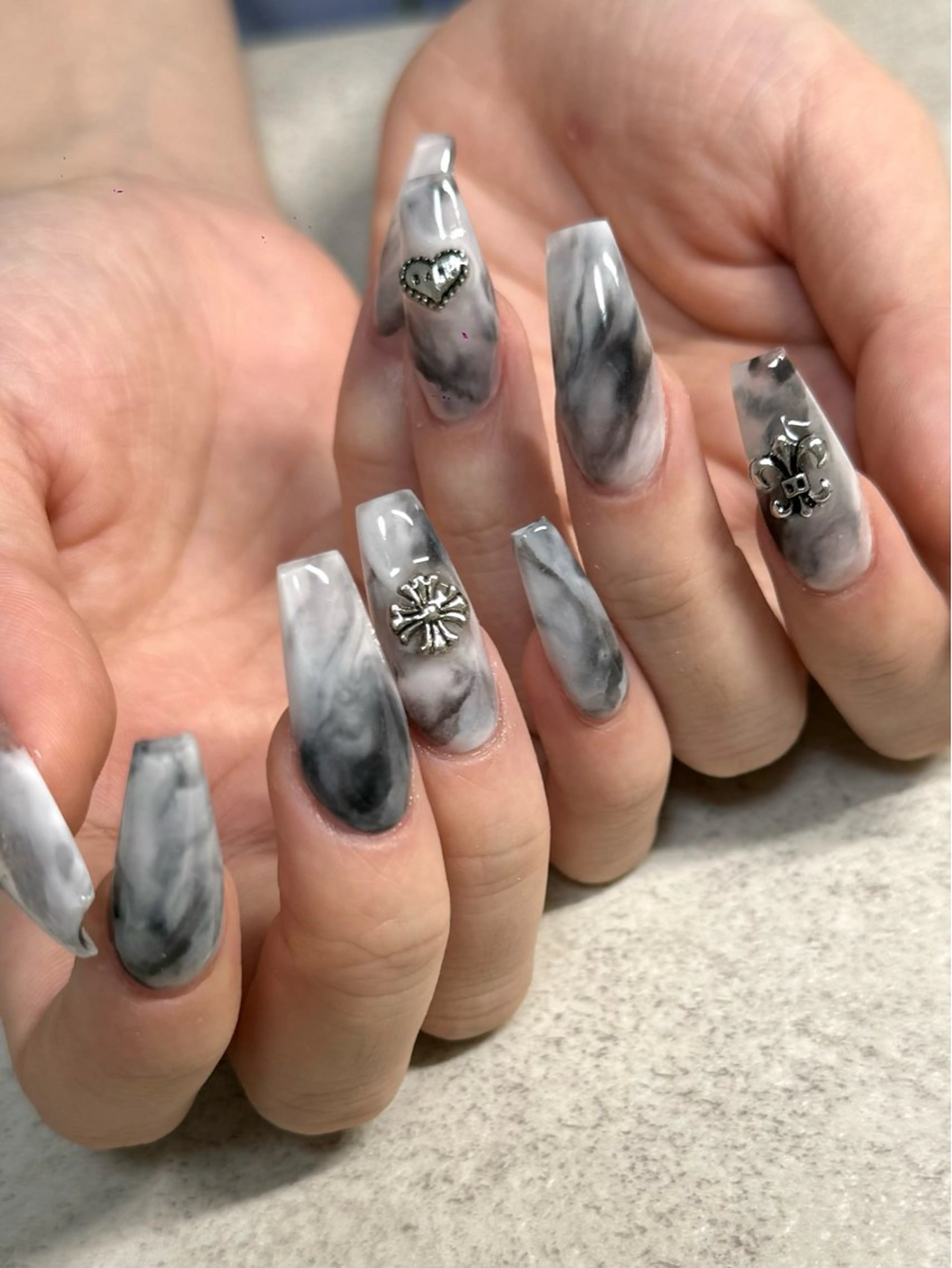 ネイル ハンドネイル nailroom  charm所属・ネイルルーム チャームのネイルデザイン