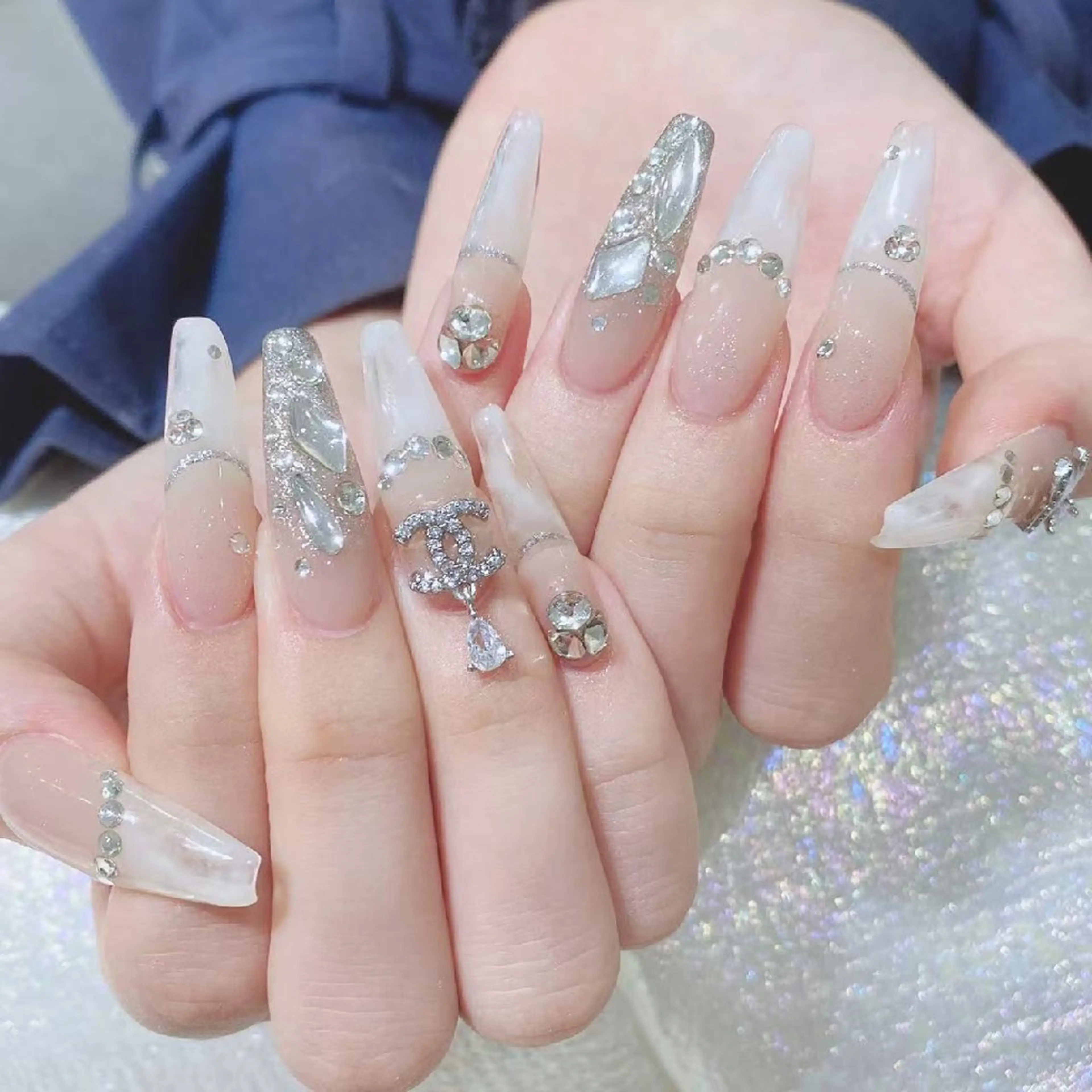 ネイル ハンドネイル Queens みなみのネイルデザイン