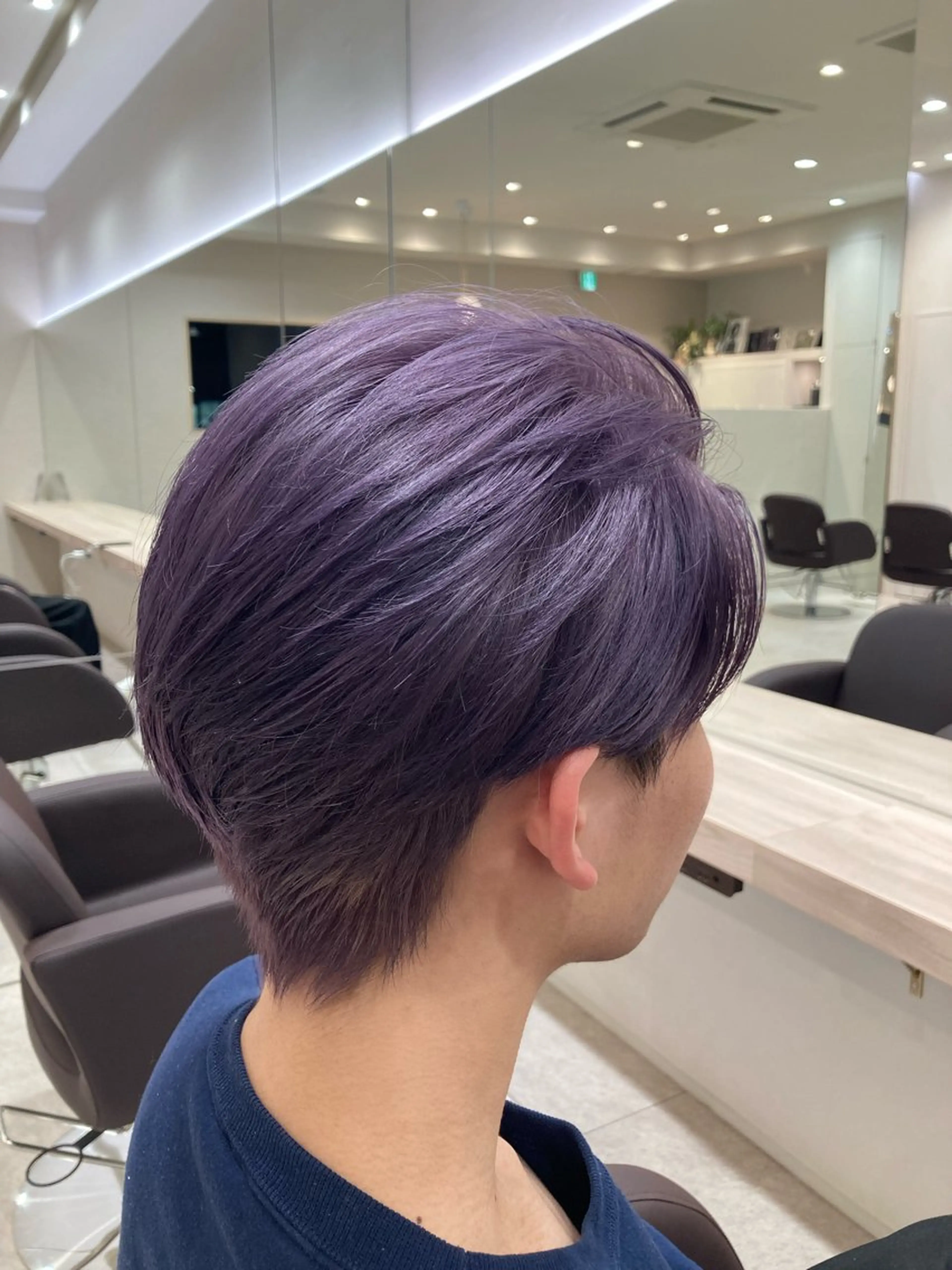 カラー メンズ ベージュカラー ブロンド ラベンダーカラー シルバー シルバーベージュ ヘアカラー WAWA miu🌷のヘアスタイル