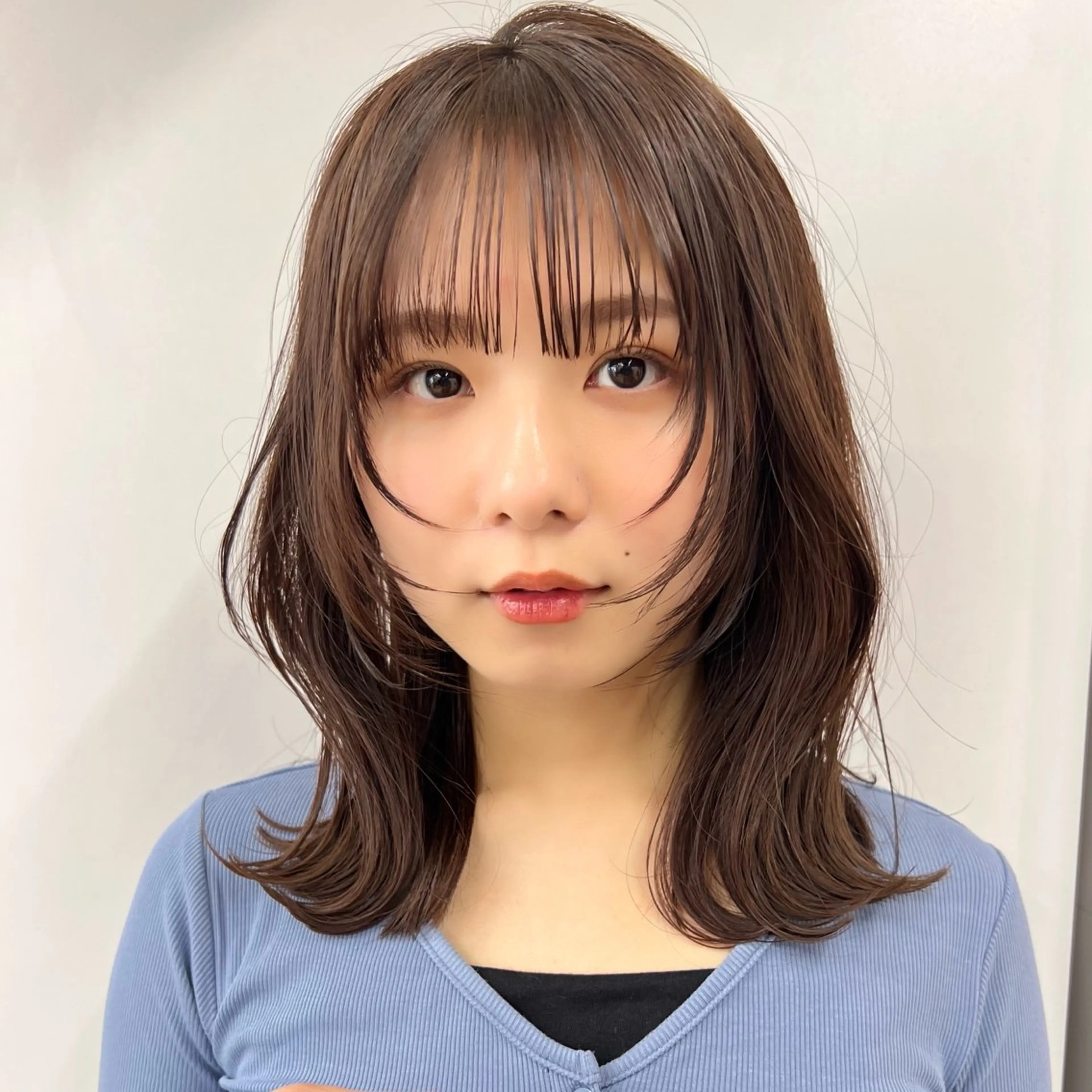 ミディアム 縮毛矯正、髪質改善 肘以上無料のヘアスタイル